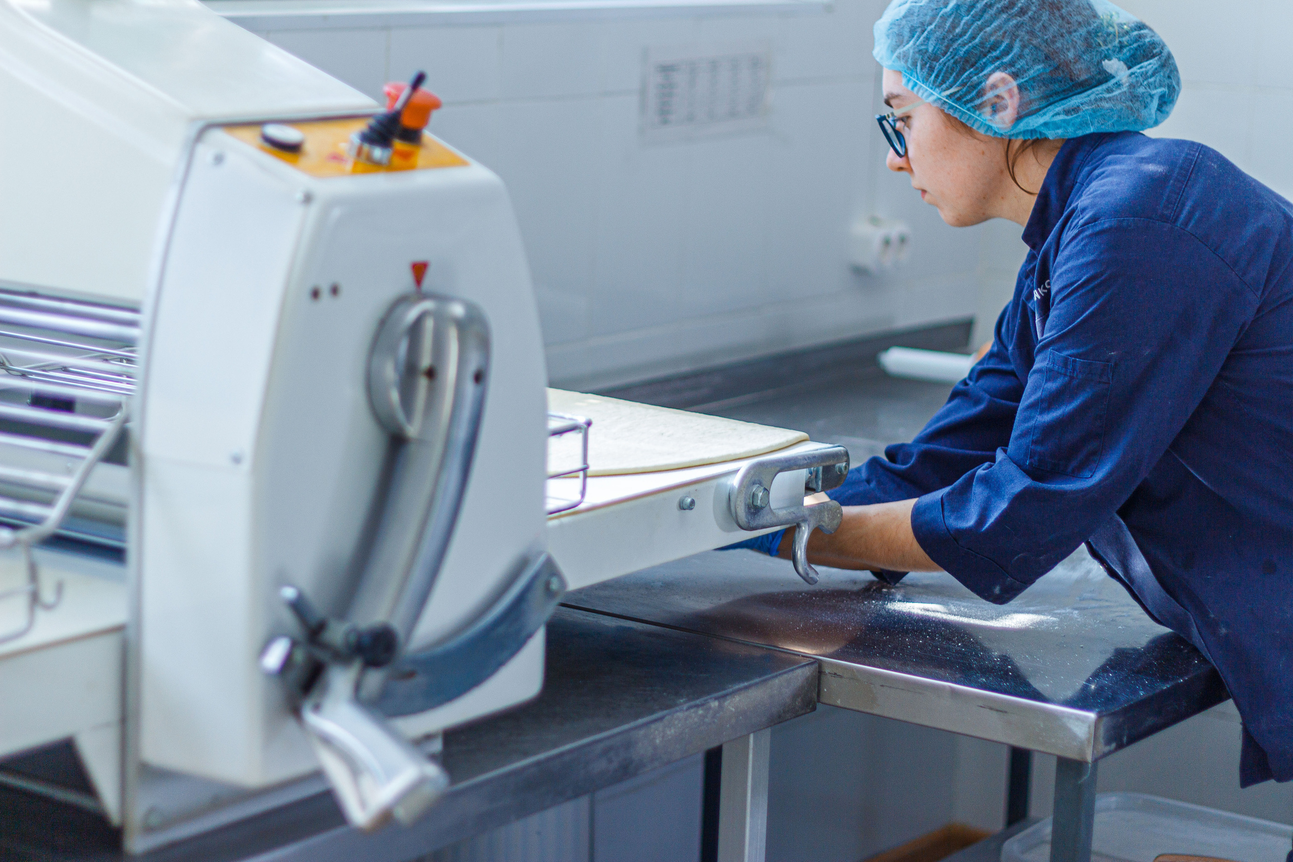 Пищевое производство Star Donuts – производственный репортаж. Репортажный фотограф в Москве Сергей Мирошников