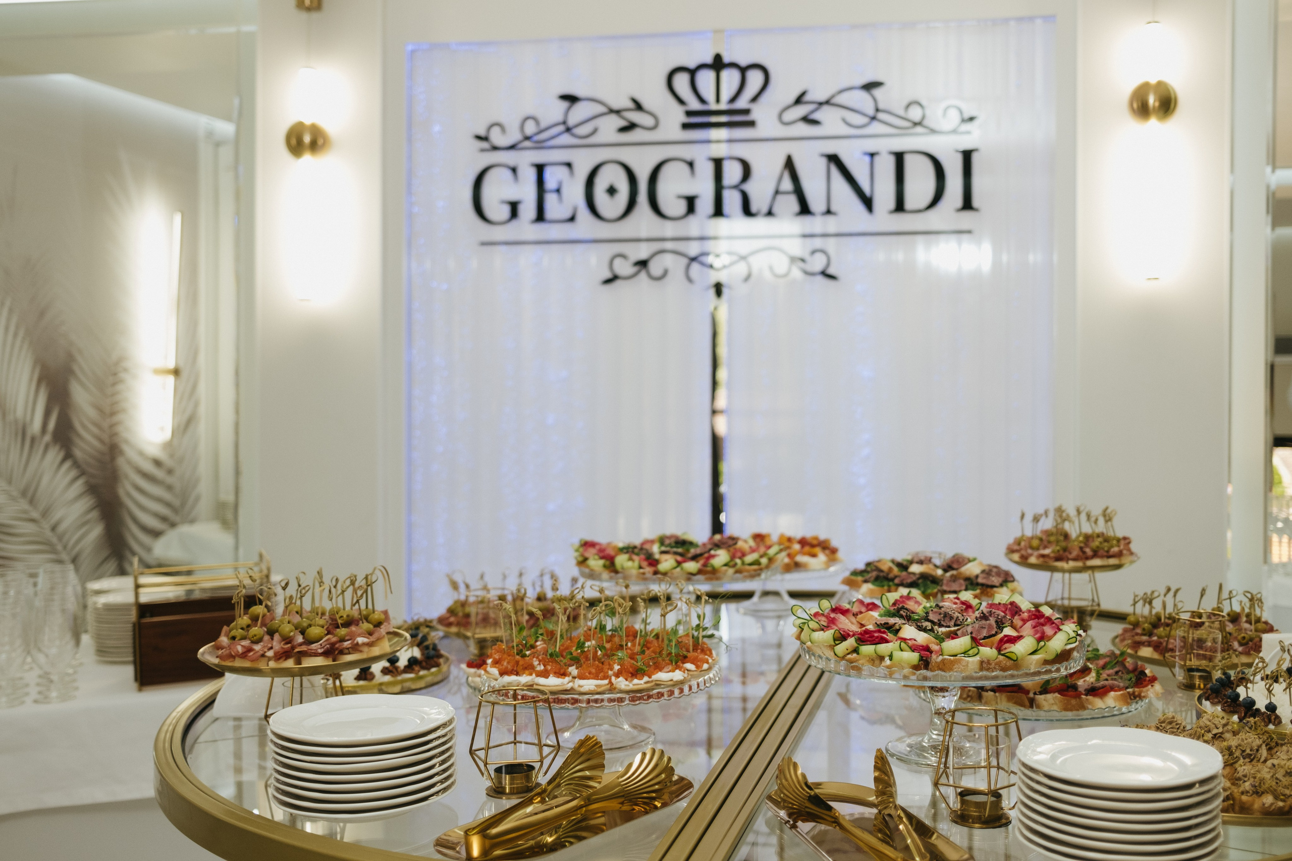 Выставка «Свадебный переполох» Краснодар. Свадебный и репортажной фотограф Денис Ожигин в Краснодаре и Краснодарском крае