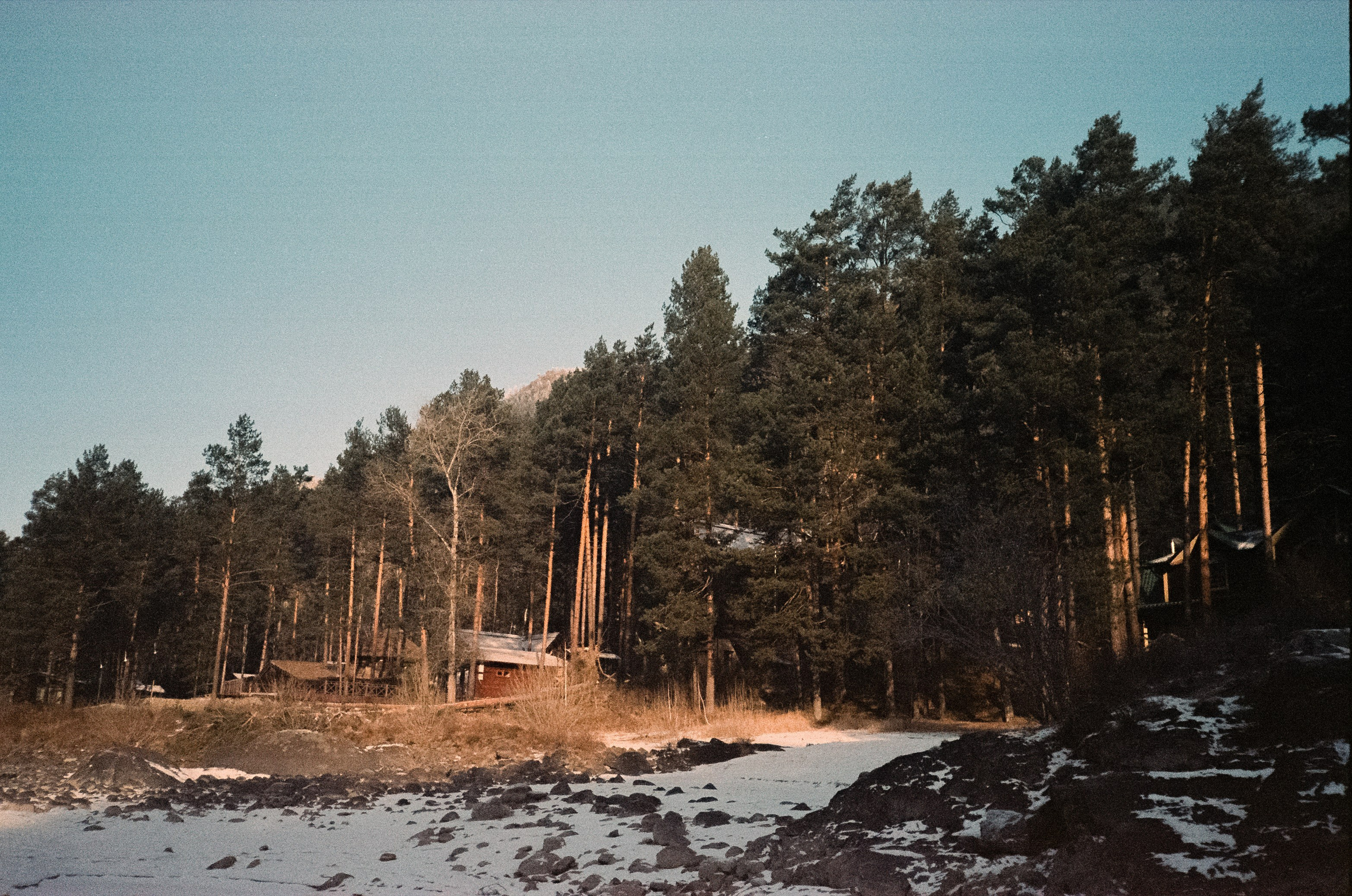 Путешествие на Алтай зимой: изумительные виды, снятые на фотопленку