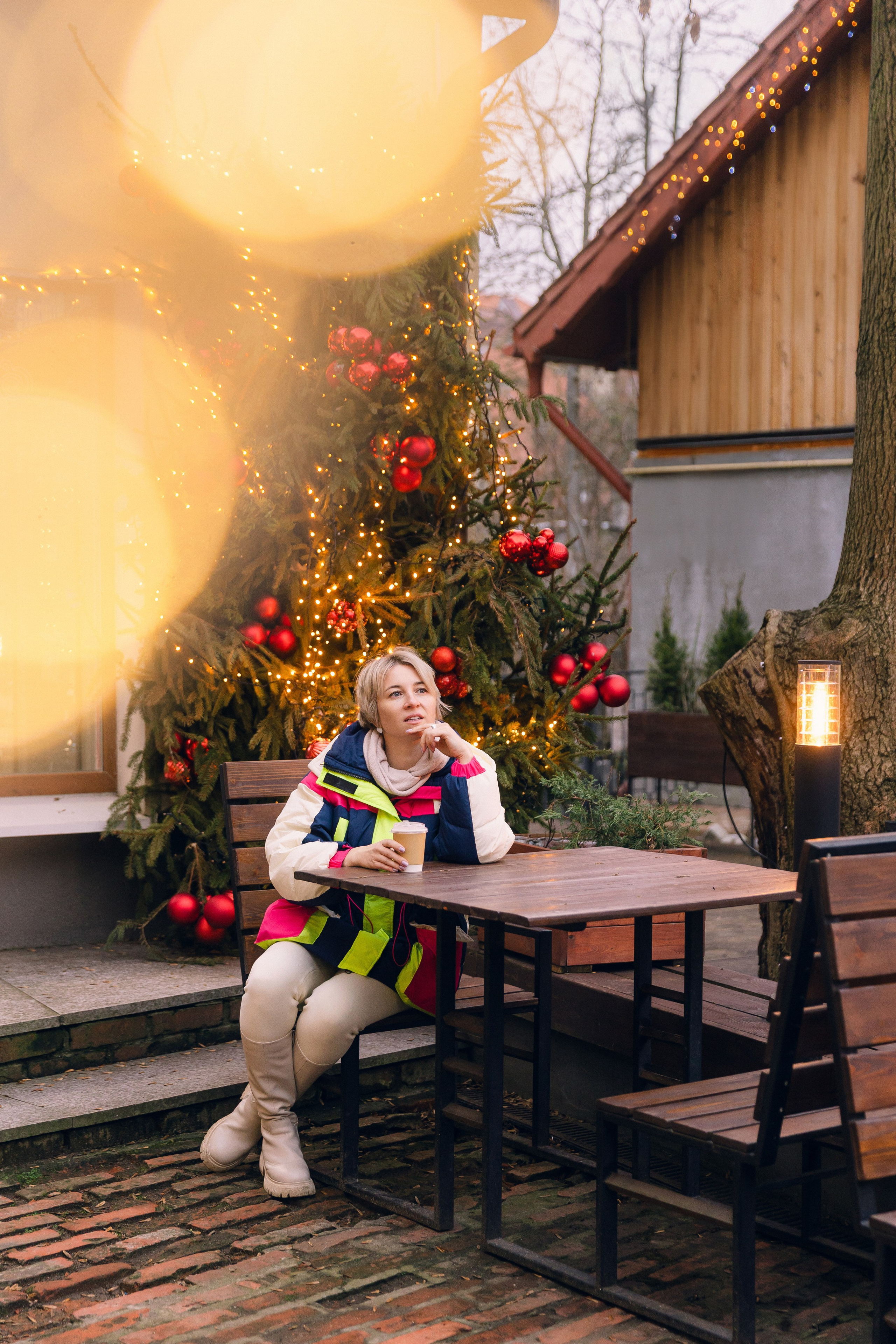 Фотосесссия в Зеленоградске зимой на фоне немецких вилл от фотографа в Зеленоградске