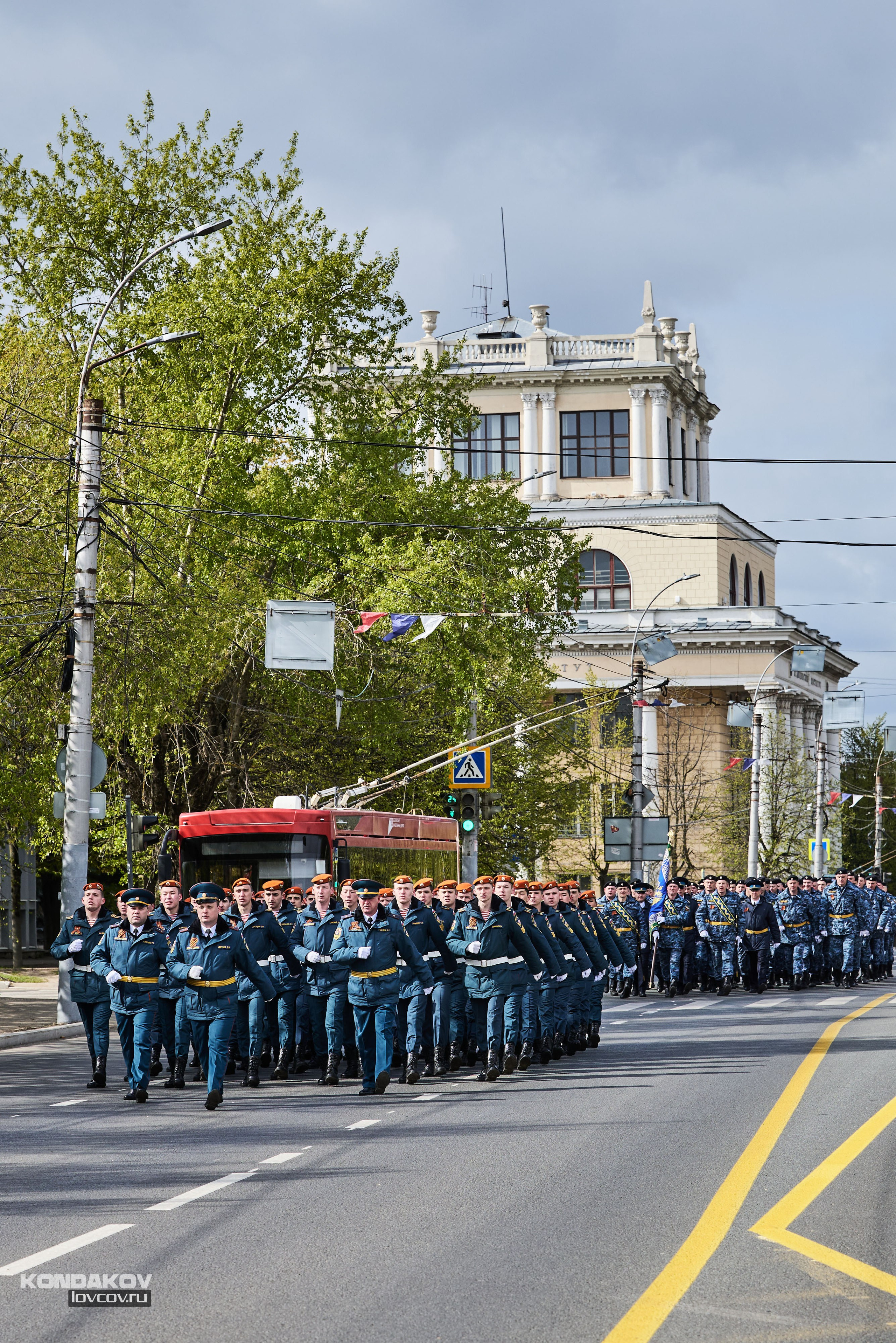Парад в честь празднования День Победы 9 мая 2024 года в городе Иваново