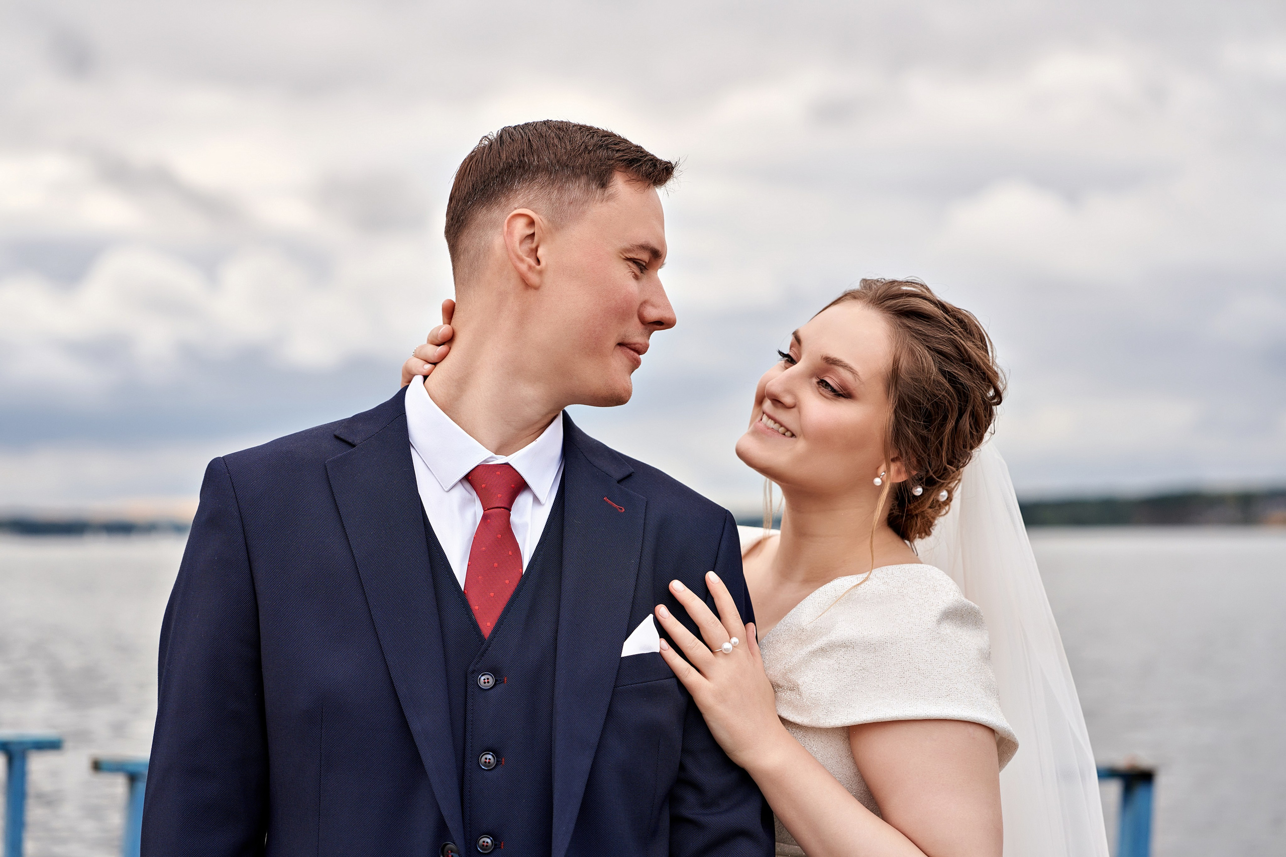 Нежная свадьба Антона и Софьи в яхт-клубе «Портофино». Фотограф Меняйло Евгений. Свадьба. Портрет. Репортаж. Семья. Контент