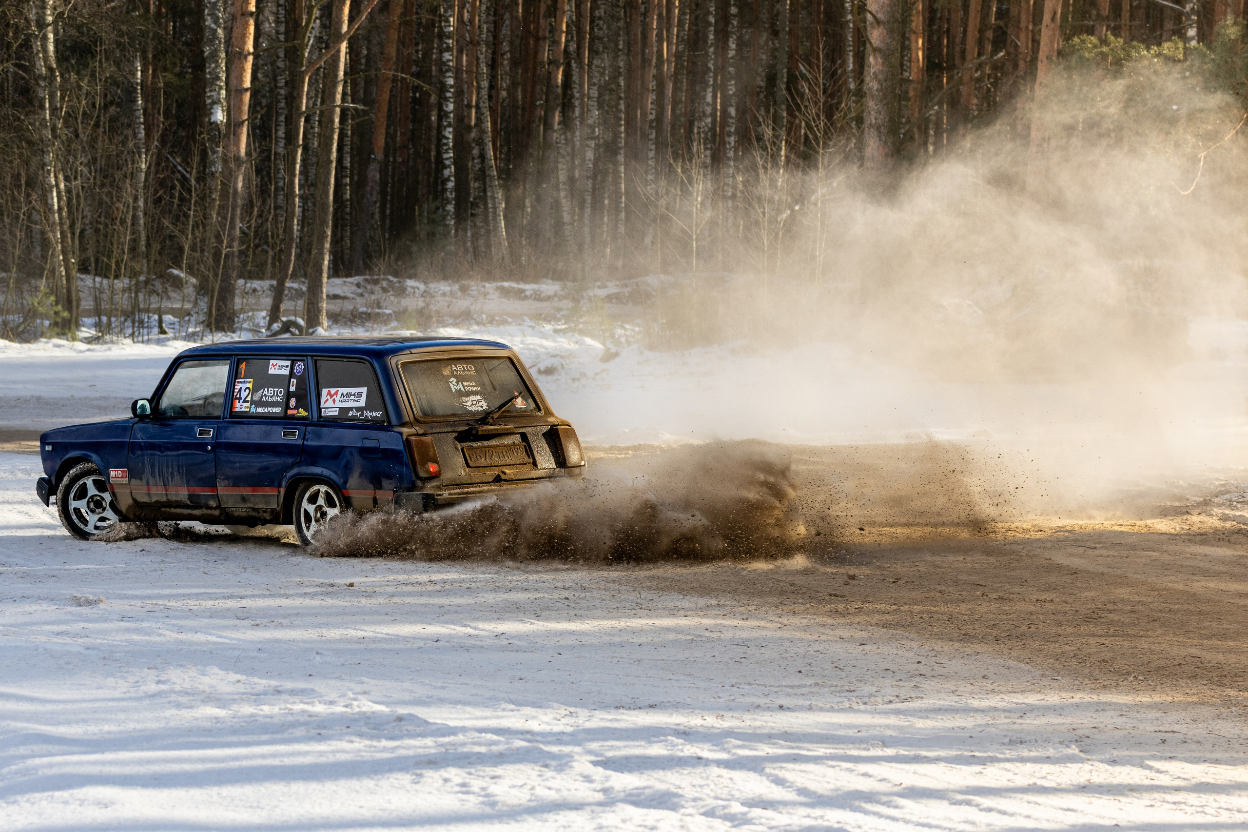 Репортажная, студийная, свадебная, автоспорт, коммерческая, фотосессия: Фотографы Николай и Елена DvoTar