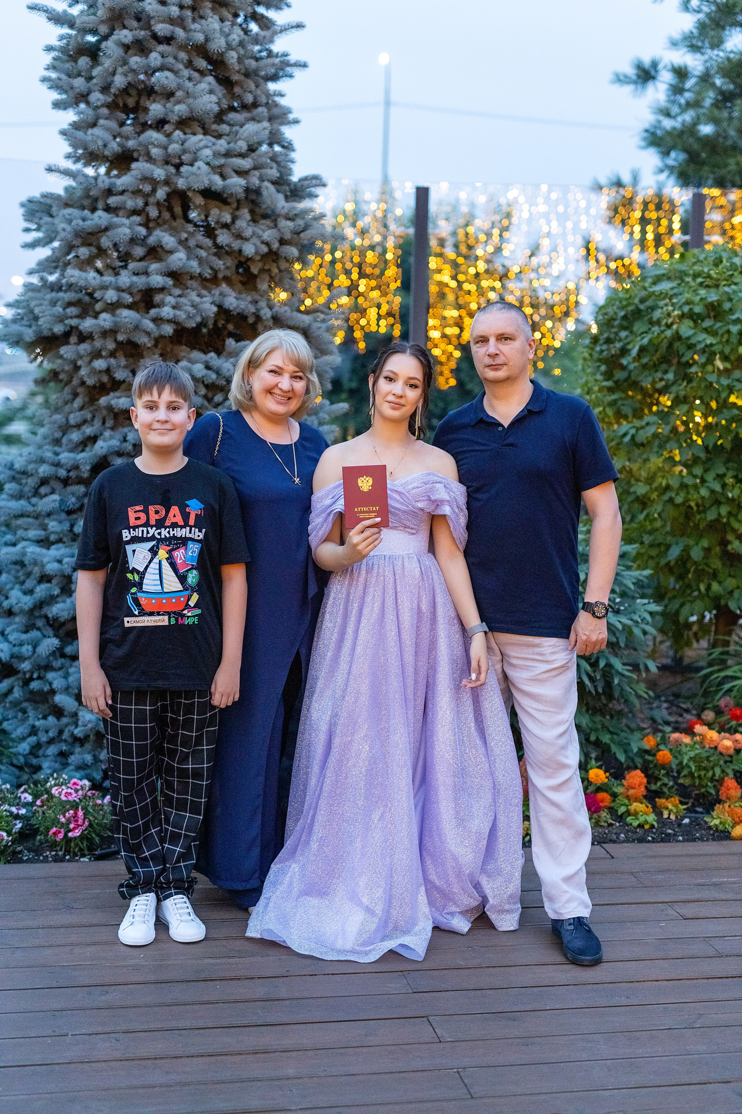 Выпускной. Школа 22, 11 класс. Стильный выпускной альбом Владивосток фотограф Вероника Мигачева