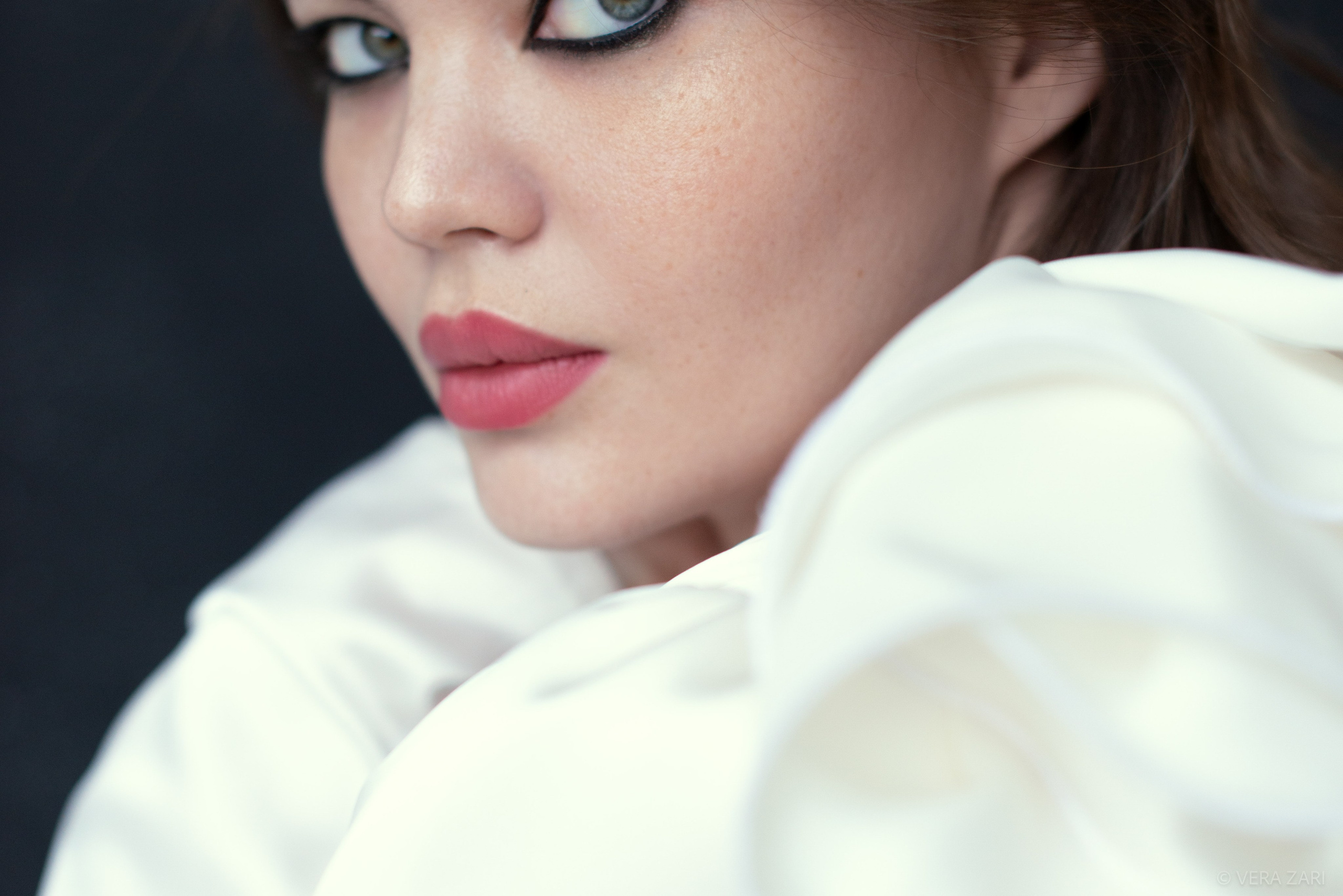 Фотограф в Санкт-Петербурге (портрет, индивидуальные, творческие съемки, каталог)