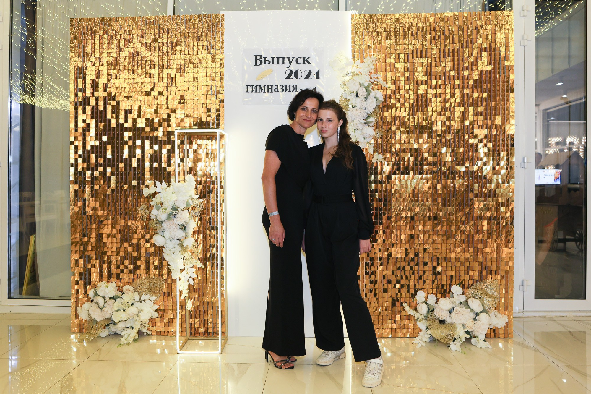 Выпускной вечер в Севастопольской гимназии № 1 имени А. С. Пушкина. Свадебный фотограф, фотосъемка в Крыму, Севастополе, Симферополе, Ялте