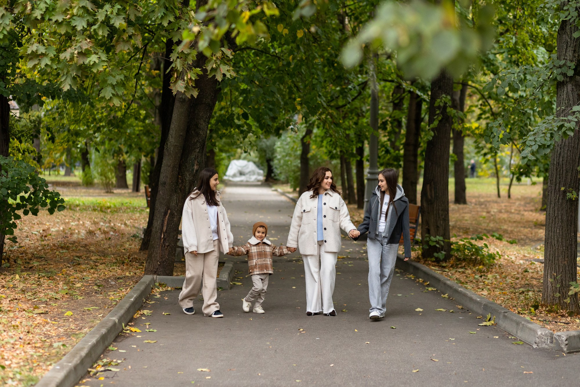 Семейная фотосессия в Москве. Фотограф в Оренбурге. Профессиональный фотограф
