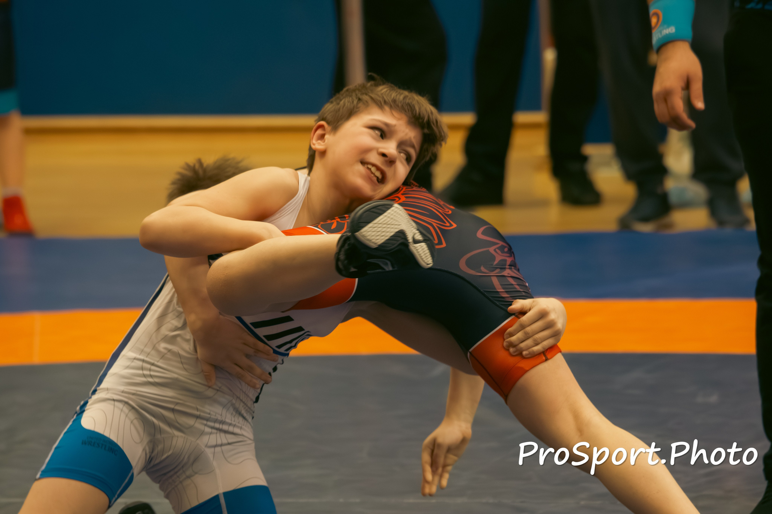 «Спорт через объектив: история в каждом снимке!»