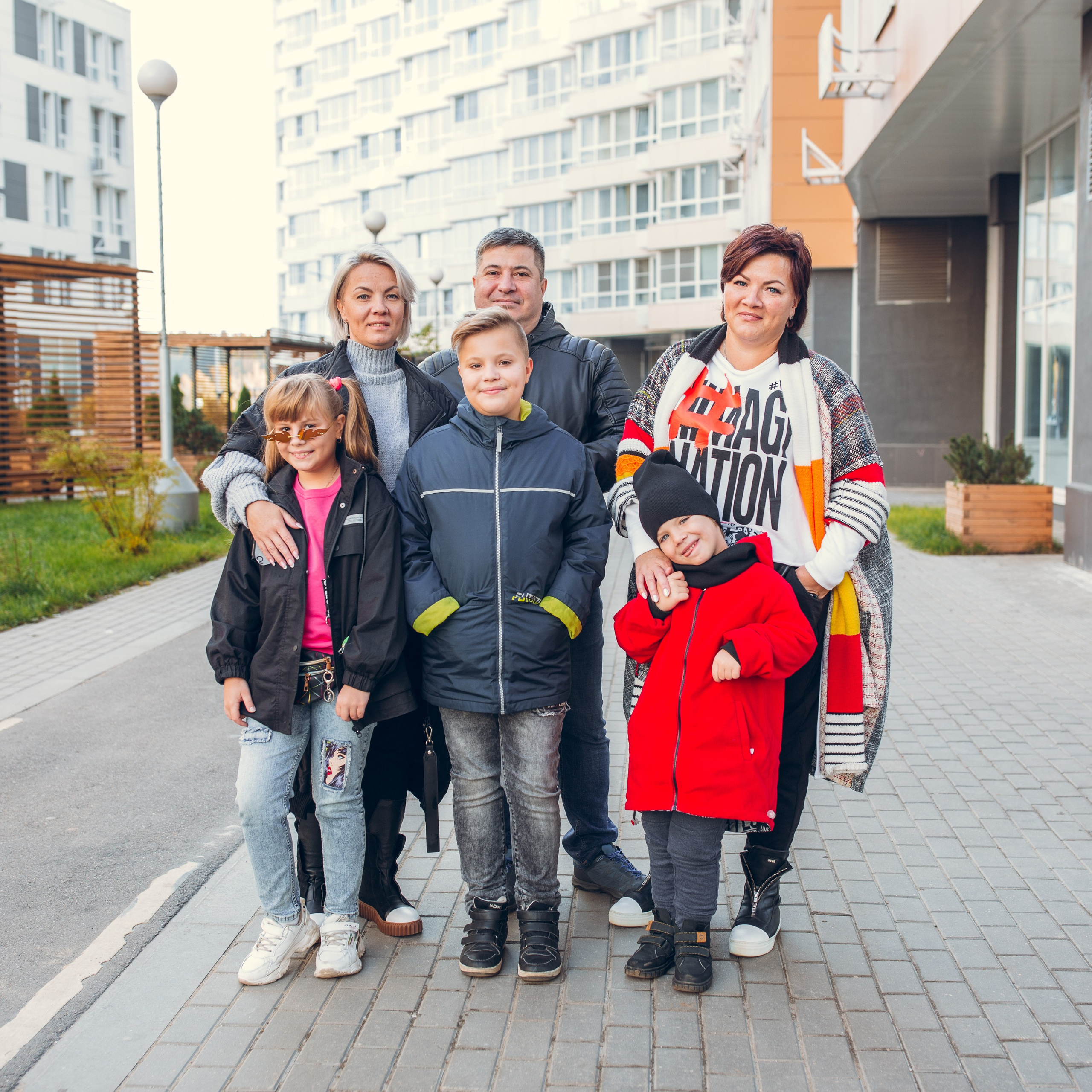 Фотопрогулка семьи в осеннем лесу. Фотограф — Евгений Свистков
