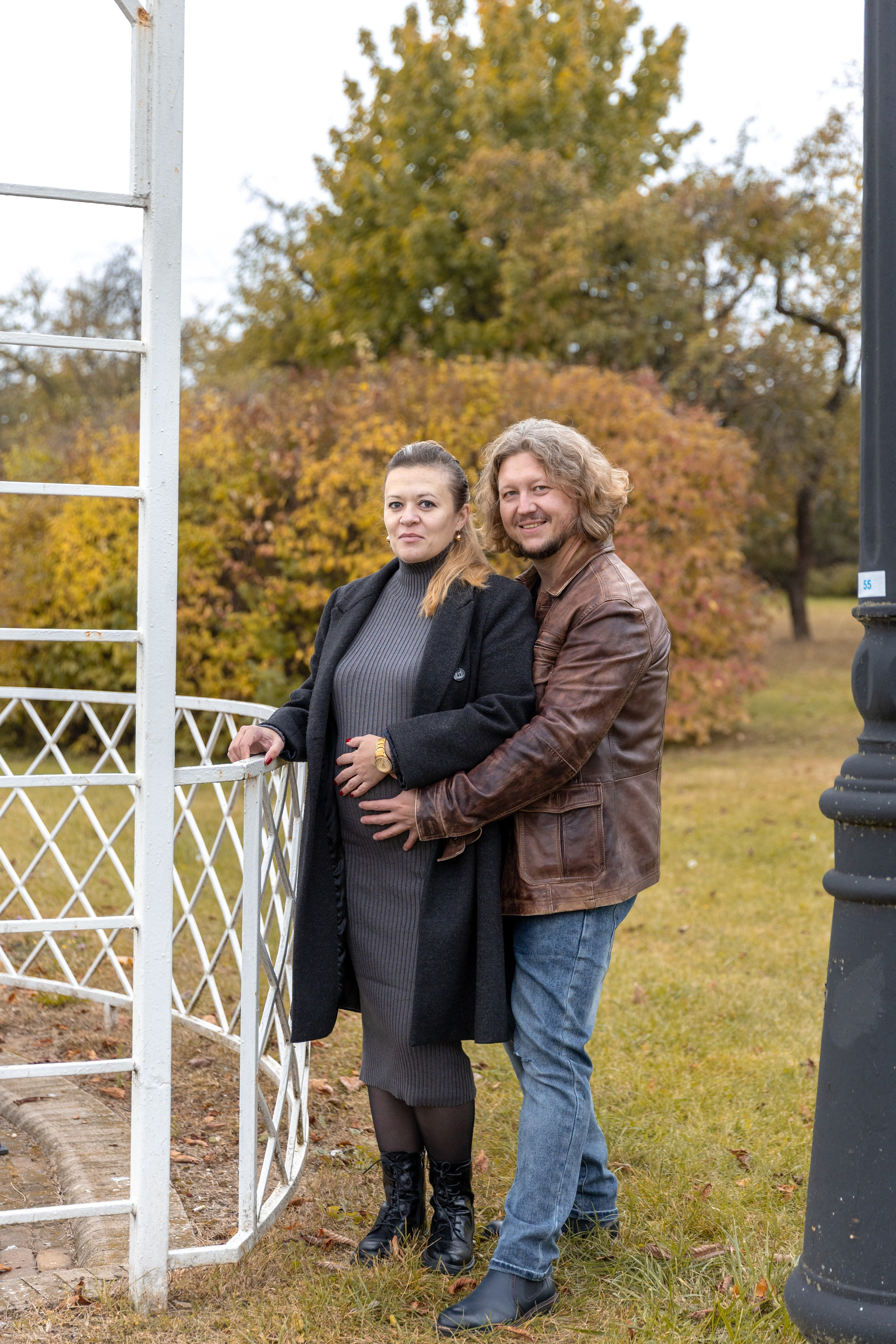 Олег и Марина. В ожидании. Профессиональный интерьерный и репортажный фотограф Минск и РБ. Максим Орлов