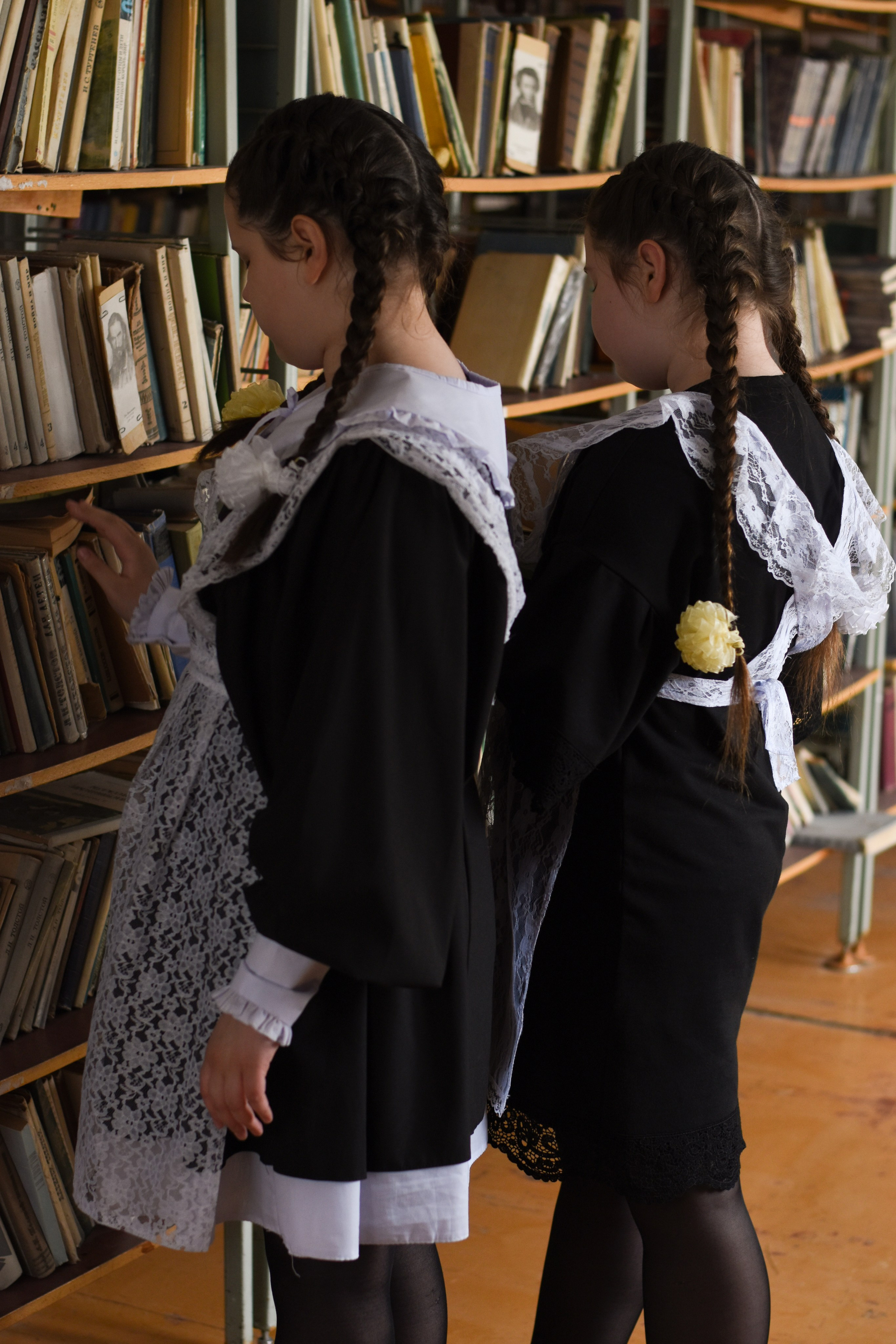 В школьной библиотеке. Детский и семейный фотограф Наталья Михалина