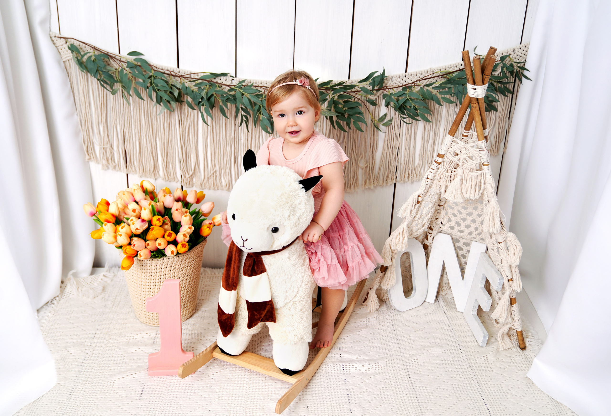 Фотосессия ГОДОВАСИЕ. Фотограф новорожденных, детей до года и беременных в Симферополе