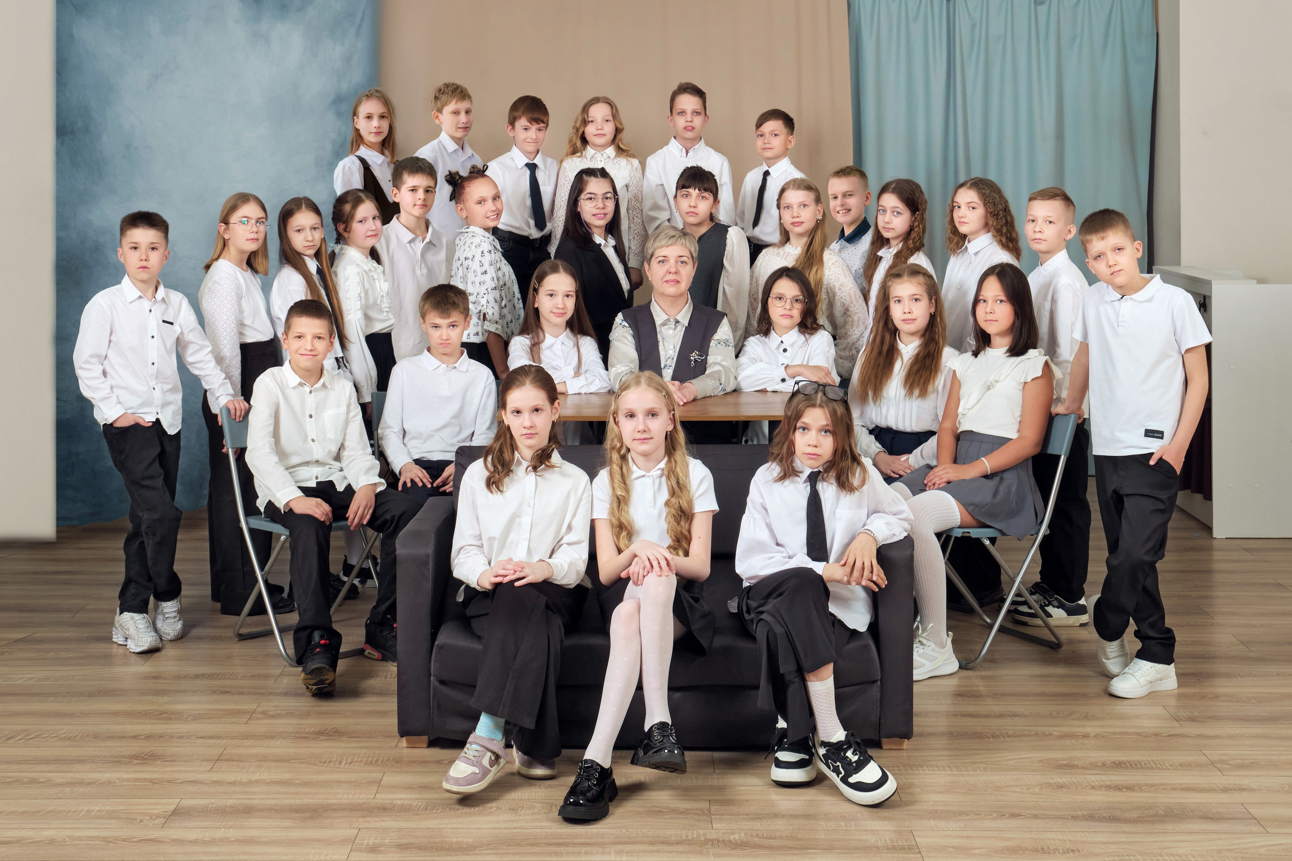 Выпускной альбом 4 класс Самара. Заказать фотоальбом на выпускной