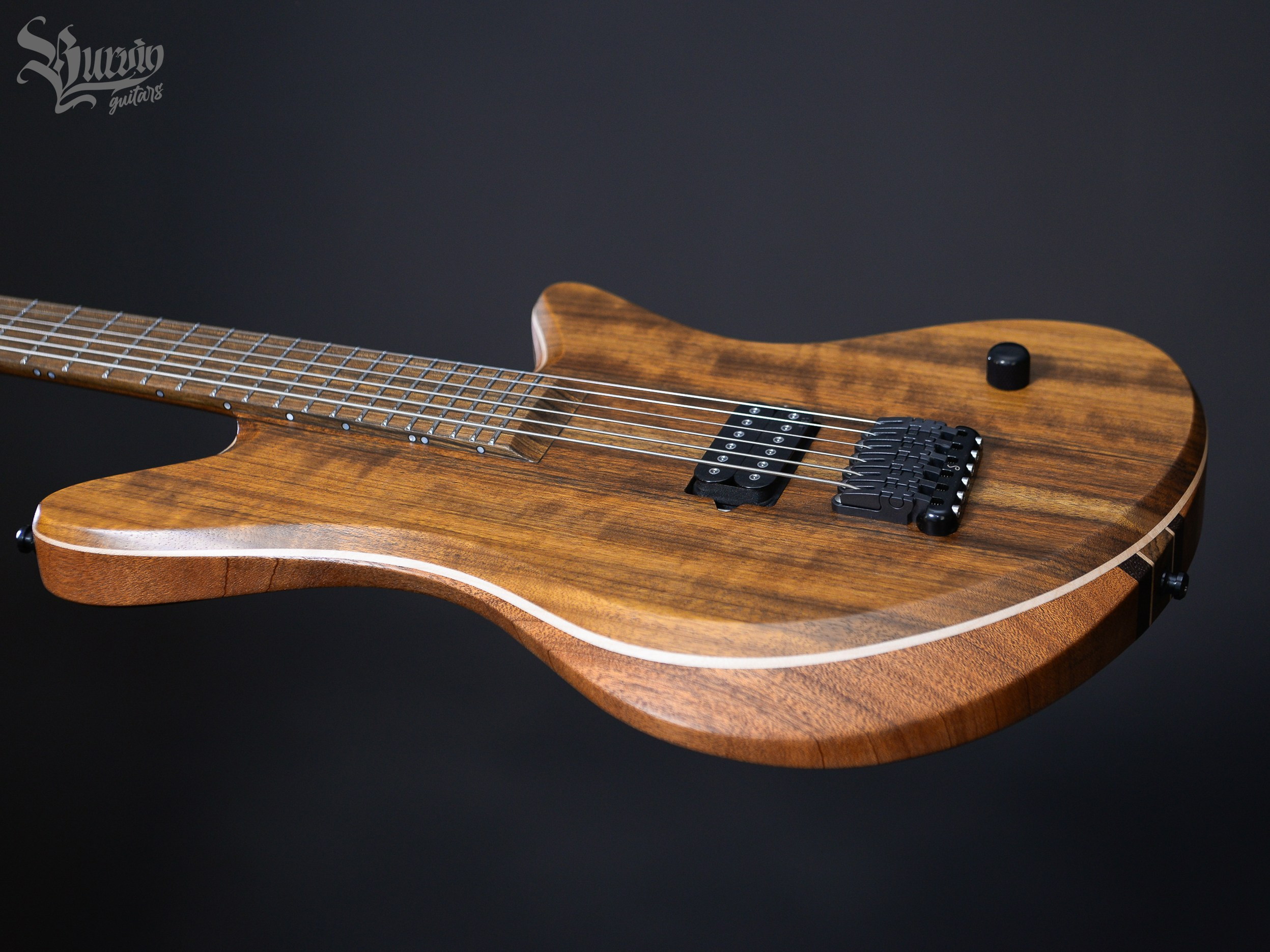 027 YAGA. Master of making guitars and basses to order