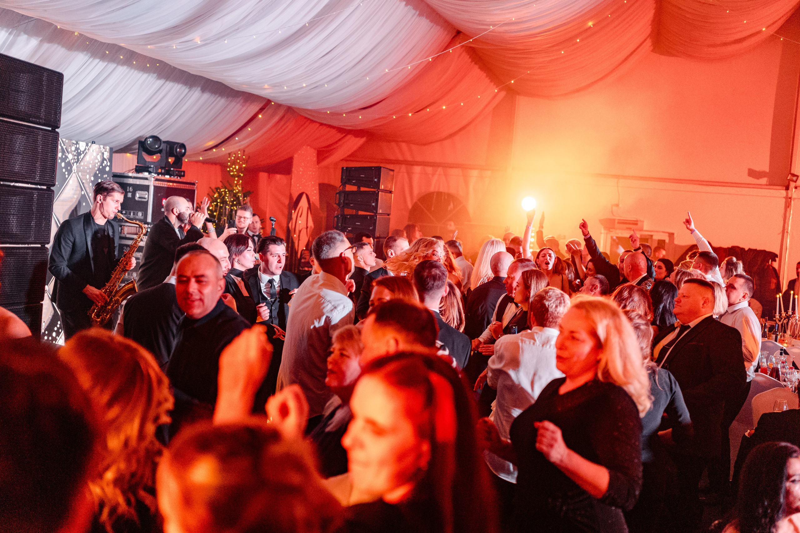 Фотограф на новогодний корпоратив. Репортажный фотограф в Москве Измалков Артем