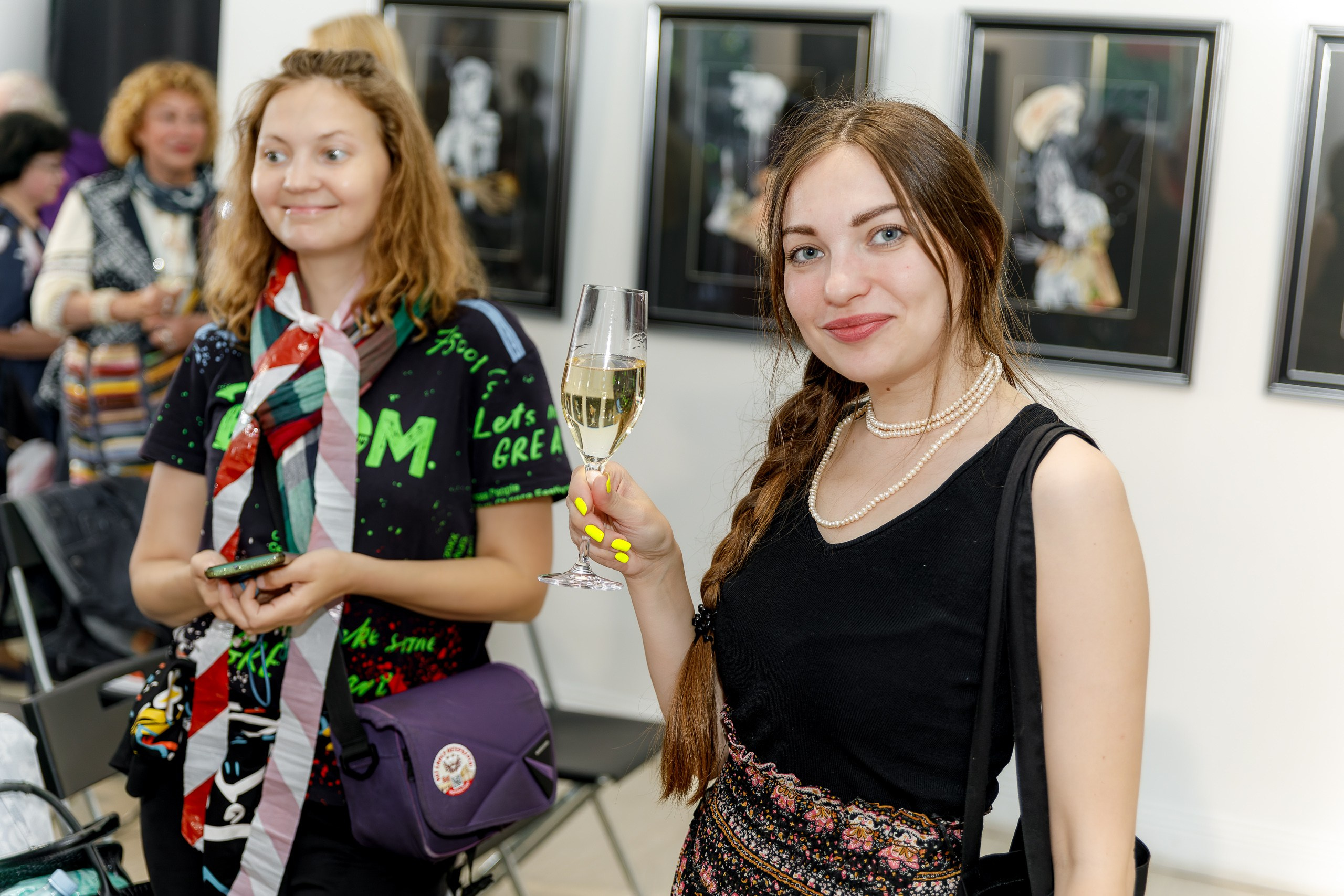 Финисаж выставки Евгения Крылова. Photographer Sergei Miroshnikov