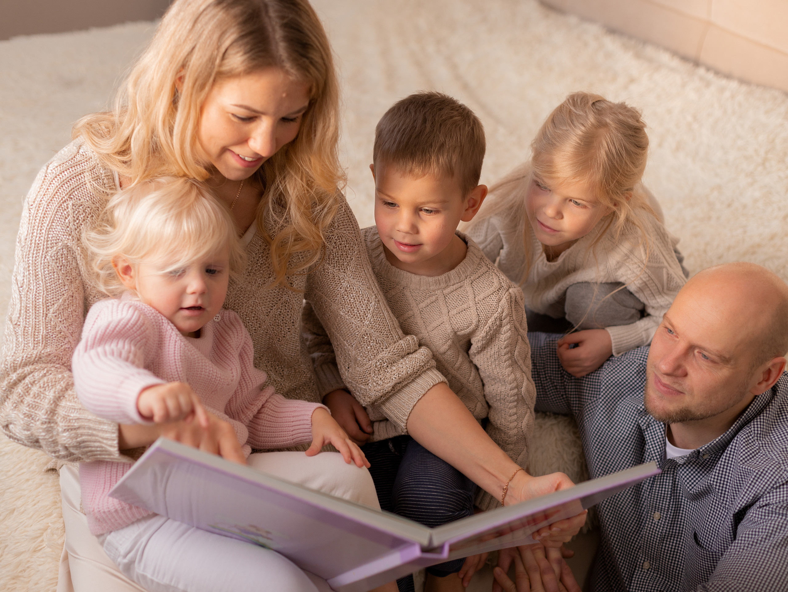 Такой теплый день в гостях большой семьи. Семейный фотограф в Санкт-Петербурге Ирина Иванова