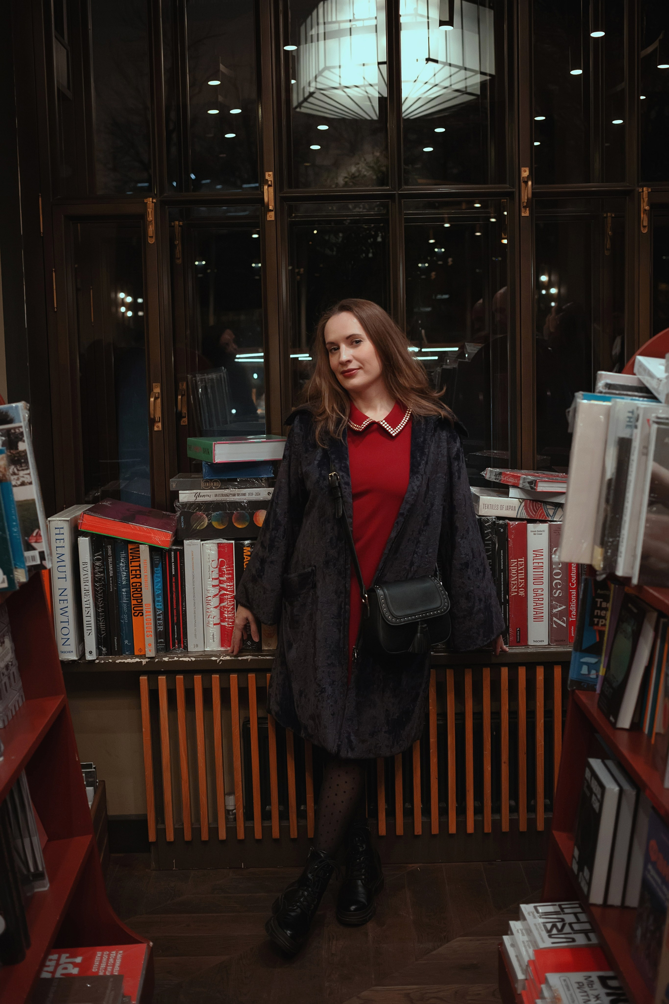 Идеи для фотосессии в СПб: где сделать фото в Питере среди книг | Фотограф СПб