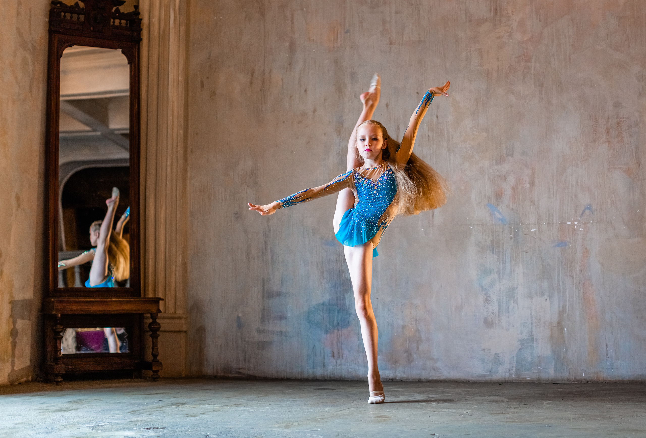 Фото съёмка гимнастики в интерьере. Балетный фотограф Алина Ханько — Душа Балета