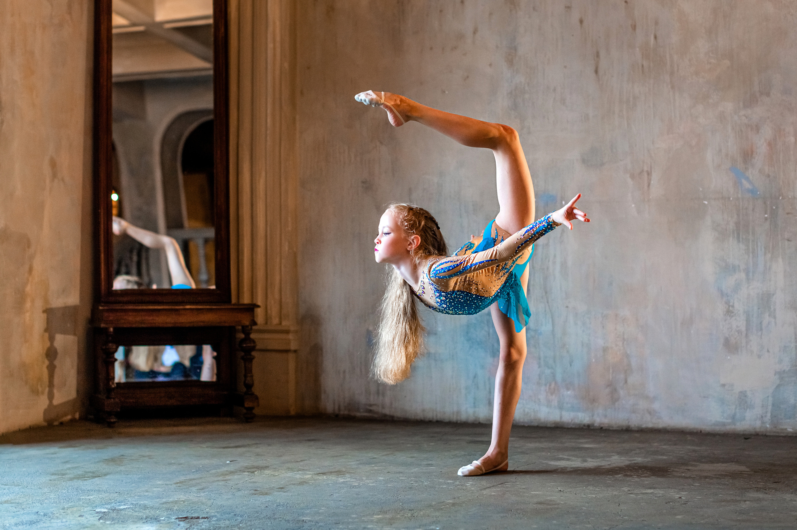 Фото съёмка гимнастики в интерьере. Балетный фотограф Алина Ханько — Душа Балета
