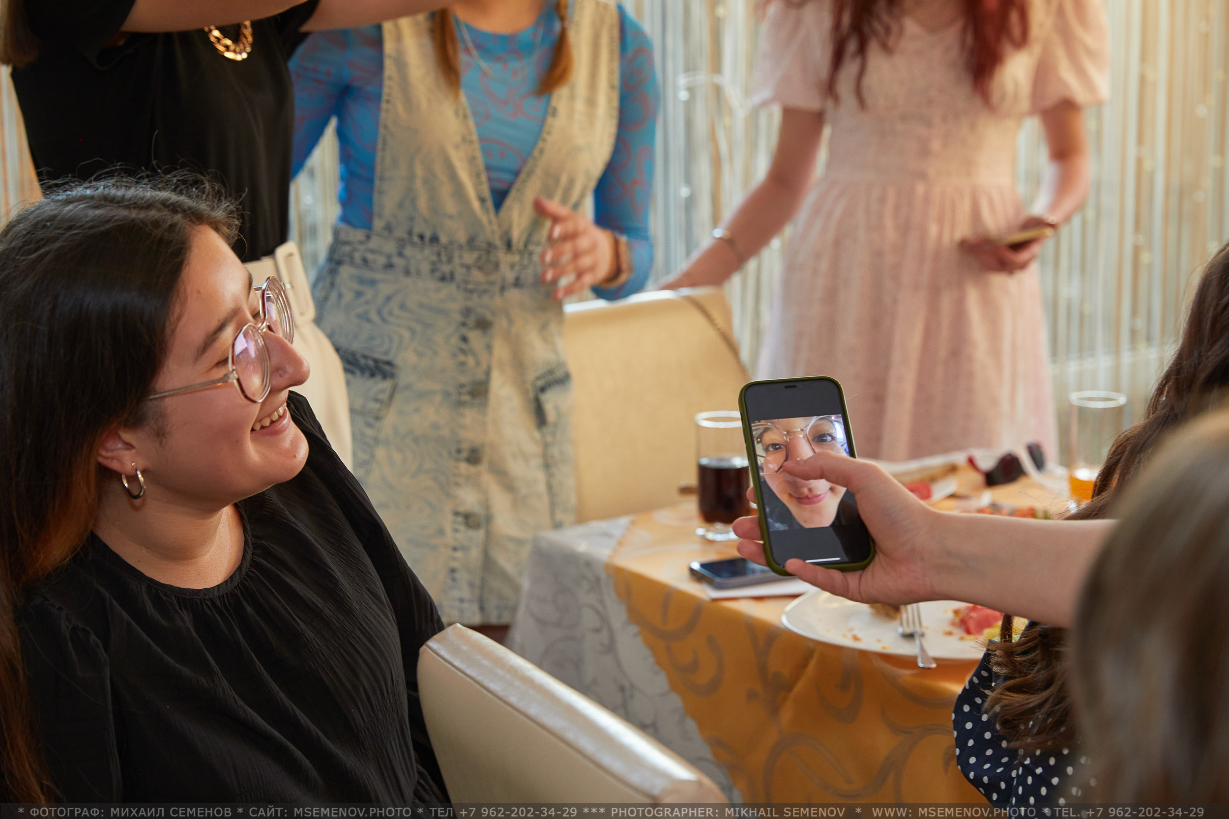 Выпускной. Photographer for business Mikhail Semenov. Aqua photo studio, photo school