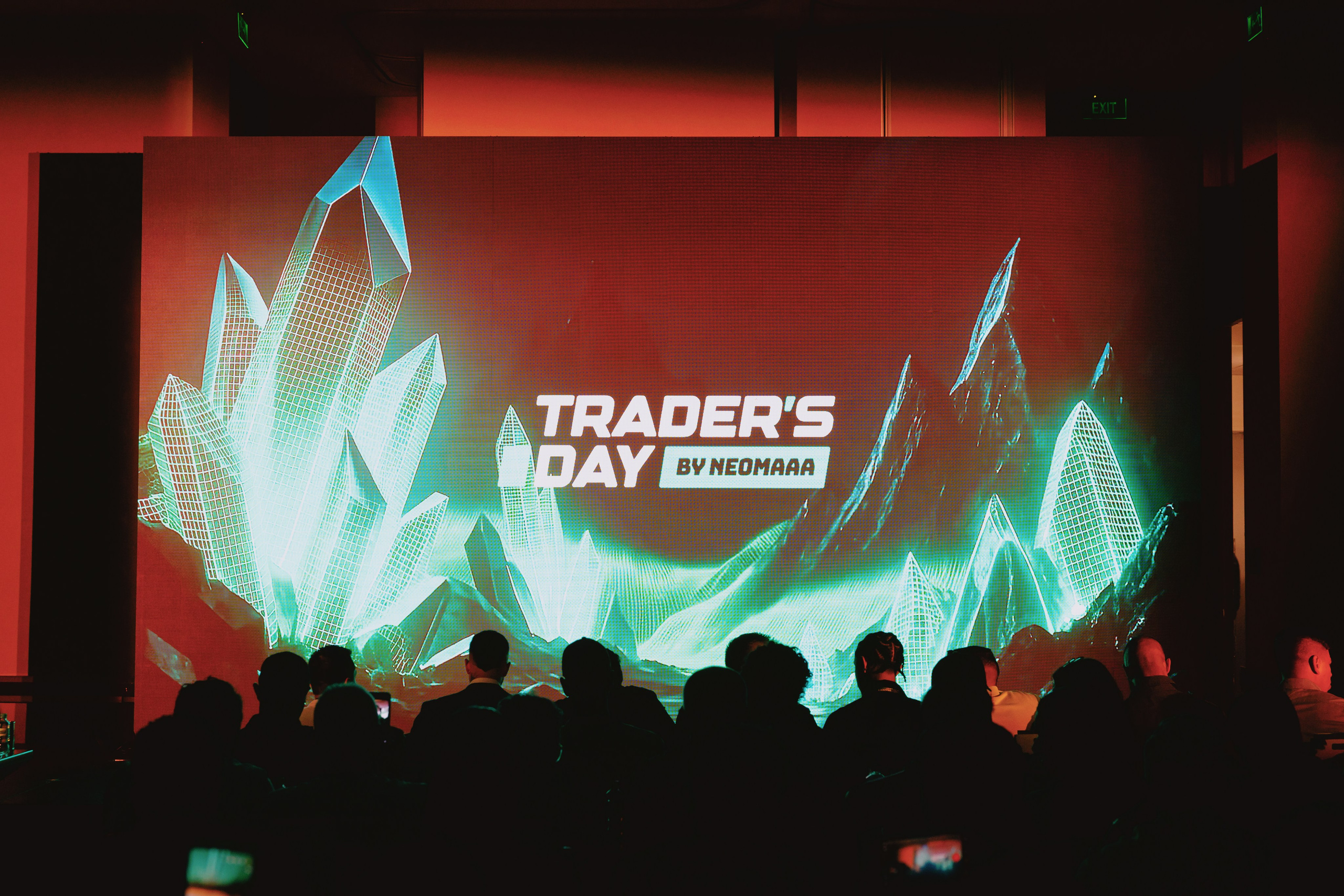 TRADERS DAY By NeomAAA Medellin. NeomAAA Funds Gallery