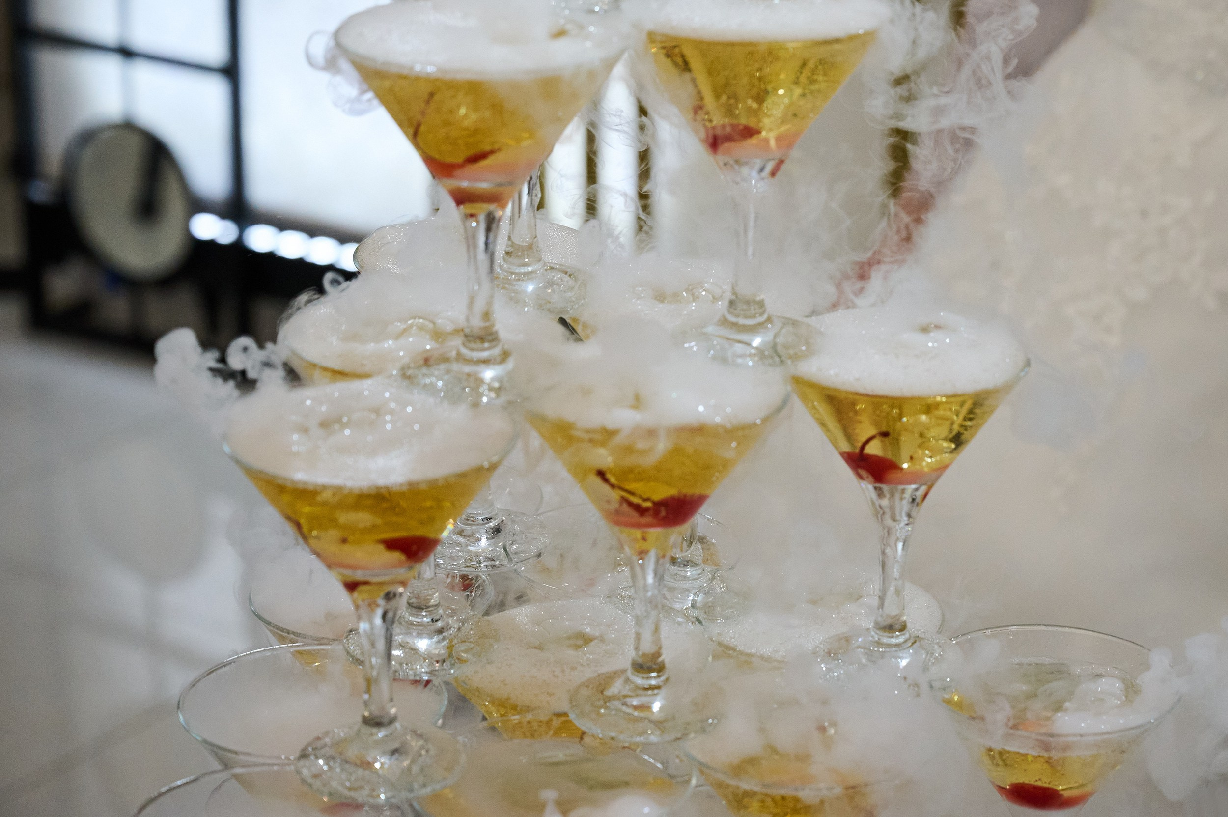 Свадебная фотосъёмка. Свадебный фотограф в Санкт-Петербурге Петергофе Пушкине Саша Галлс / Александр Галлс