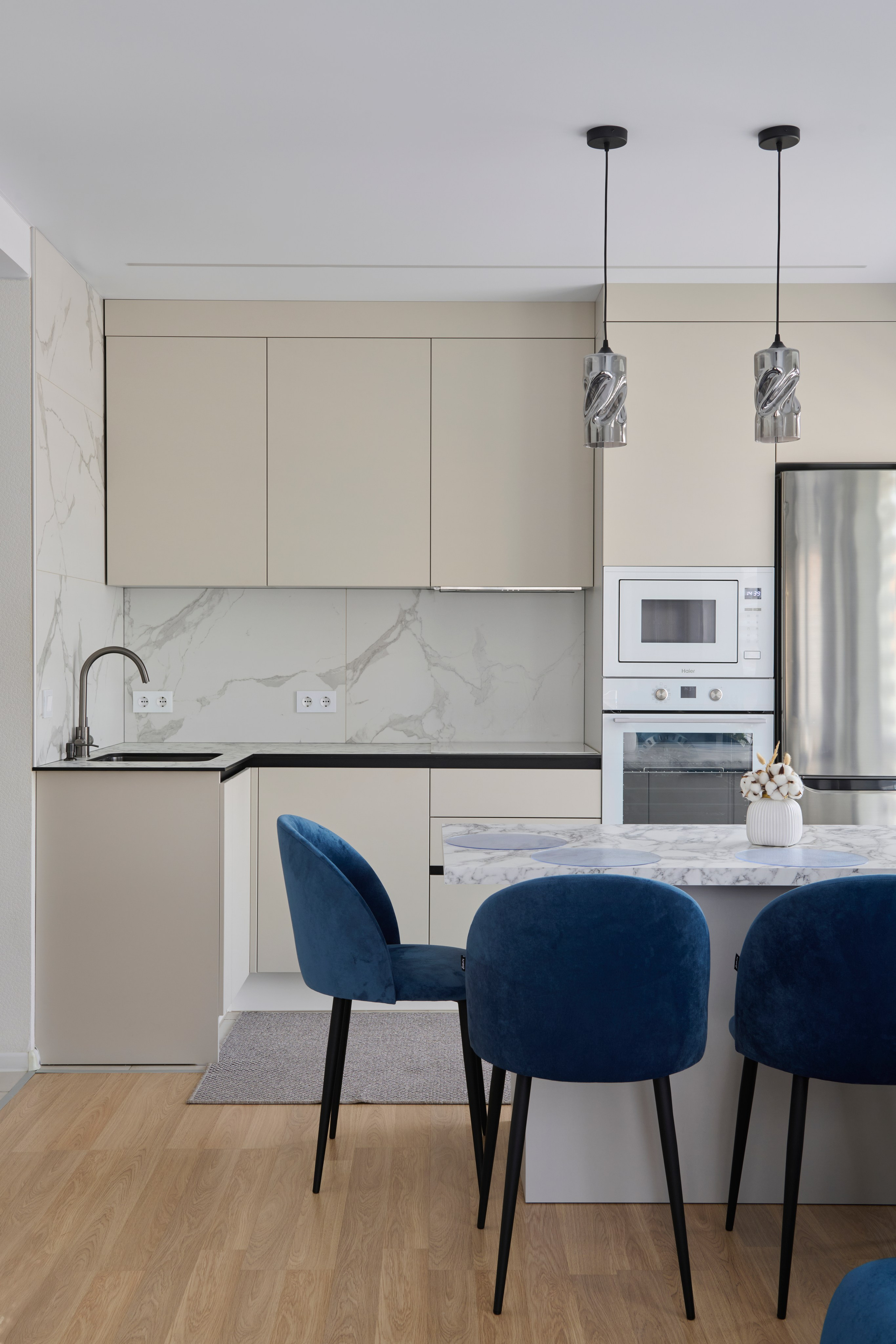 Интерьерная съёмка мебели и дверей: дерево, фурнитура, встроенные системы. Роман Свободный — интерьерная и архитектурная съёмка, Москва и МО