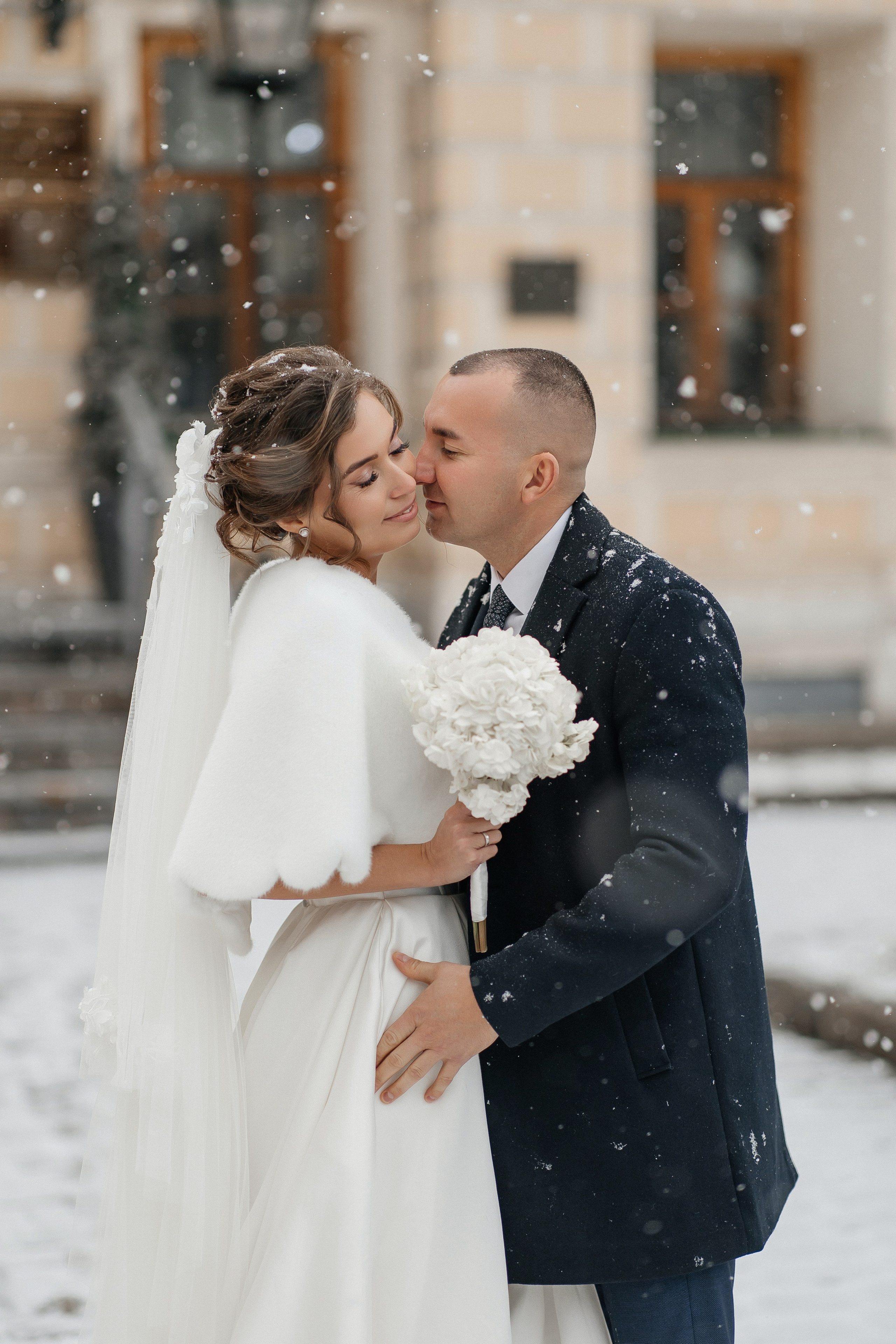 Свадебная фотосессия в Библиотеке-читальне имени А. С. Пушкина