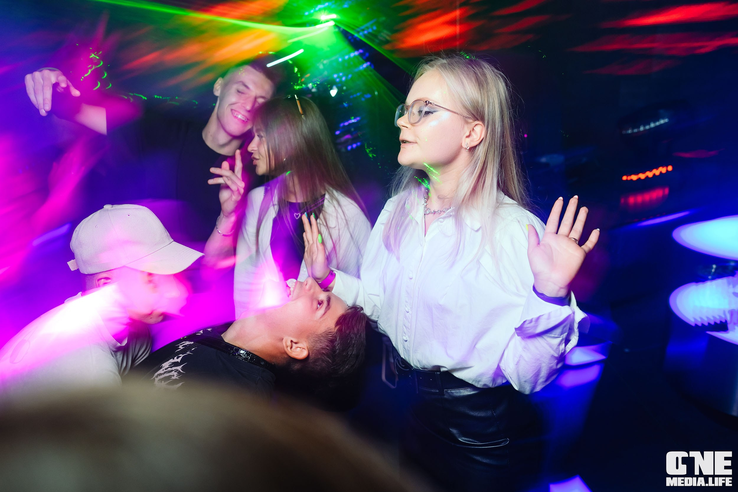 Фоторепортаж из РК Планета. One Media Life: фоторепортажи, фотоотчеты с мероприятий и заведений