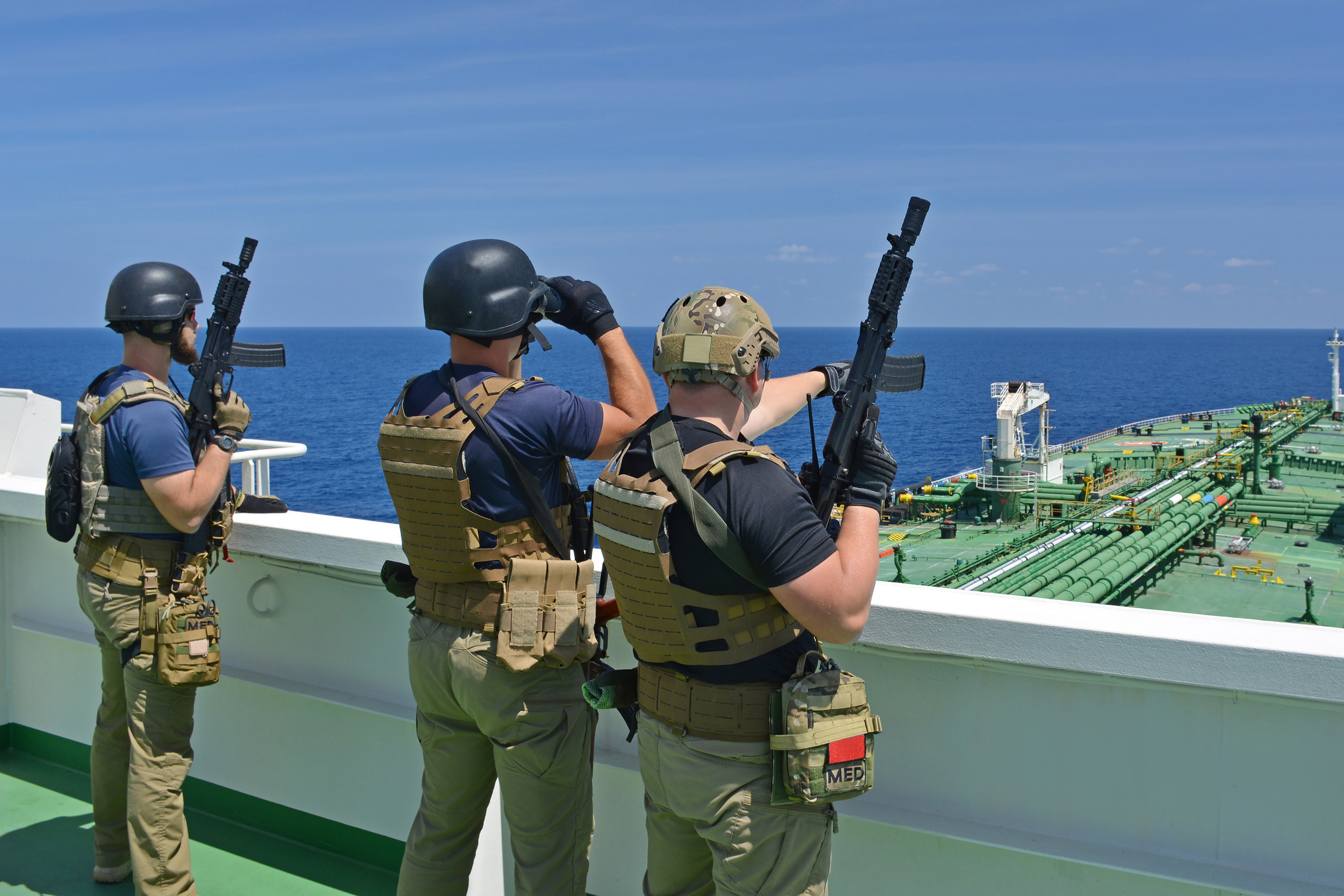 Охрана танкера в пиратском районе