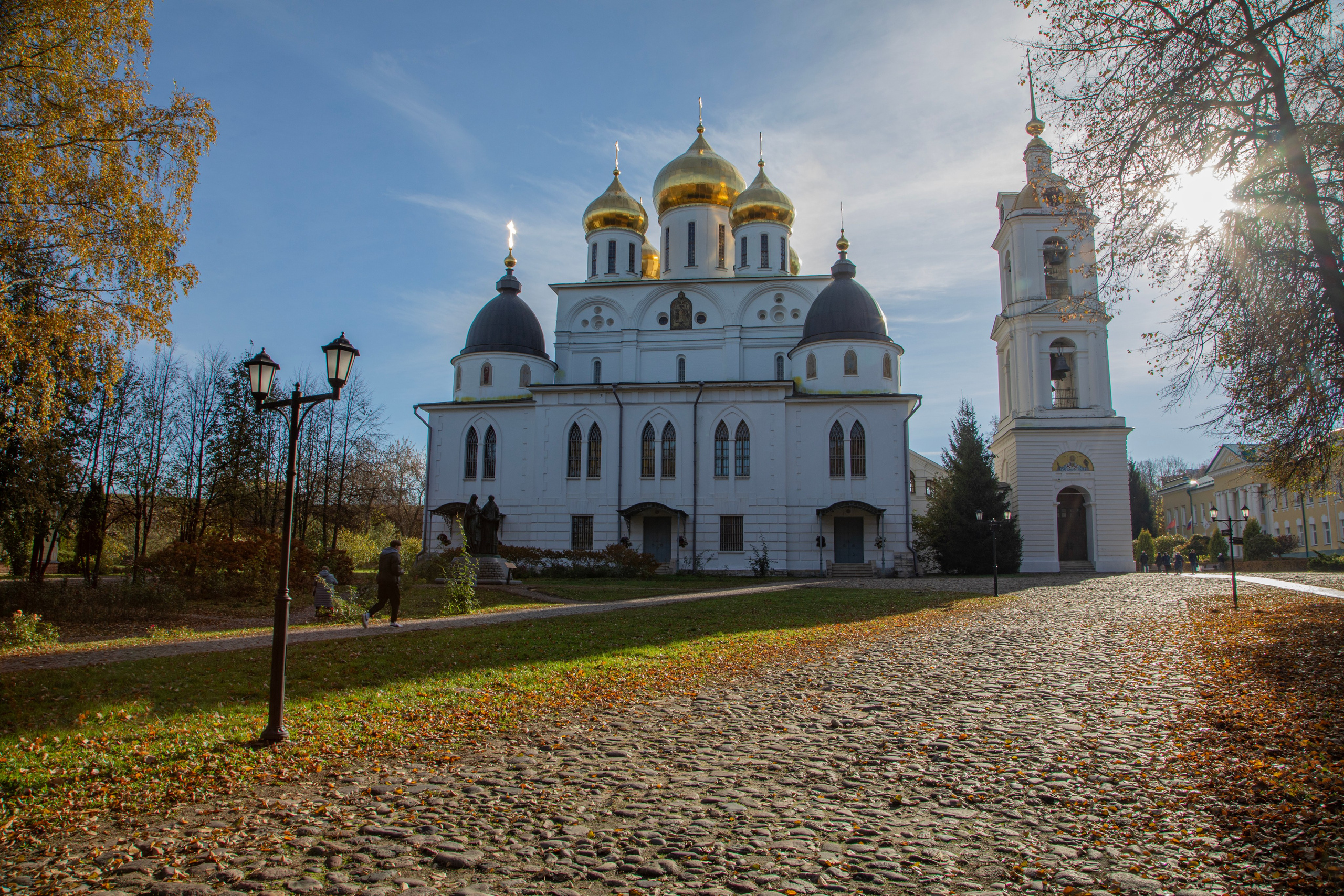 Воскресенье в г. Дмитров. Фотограф Сергей Ловкий
