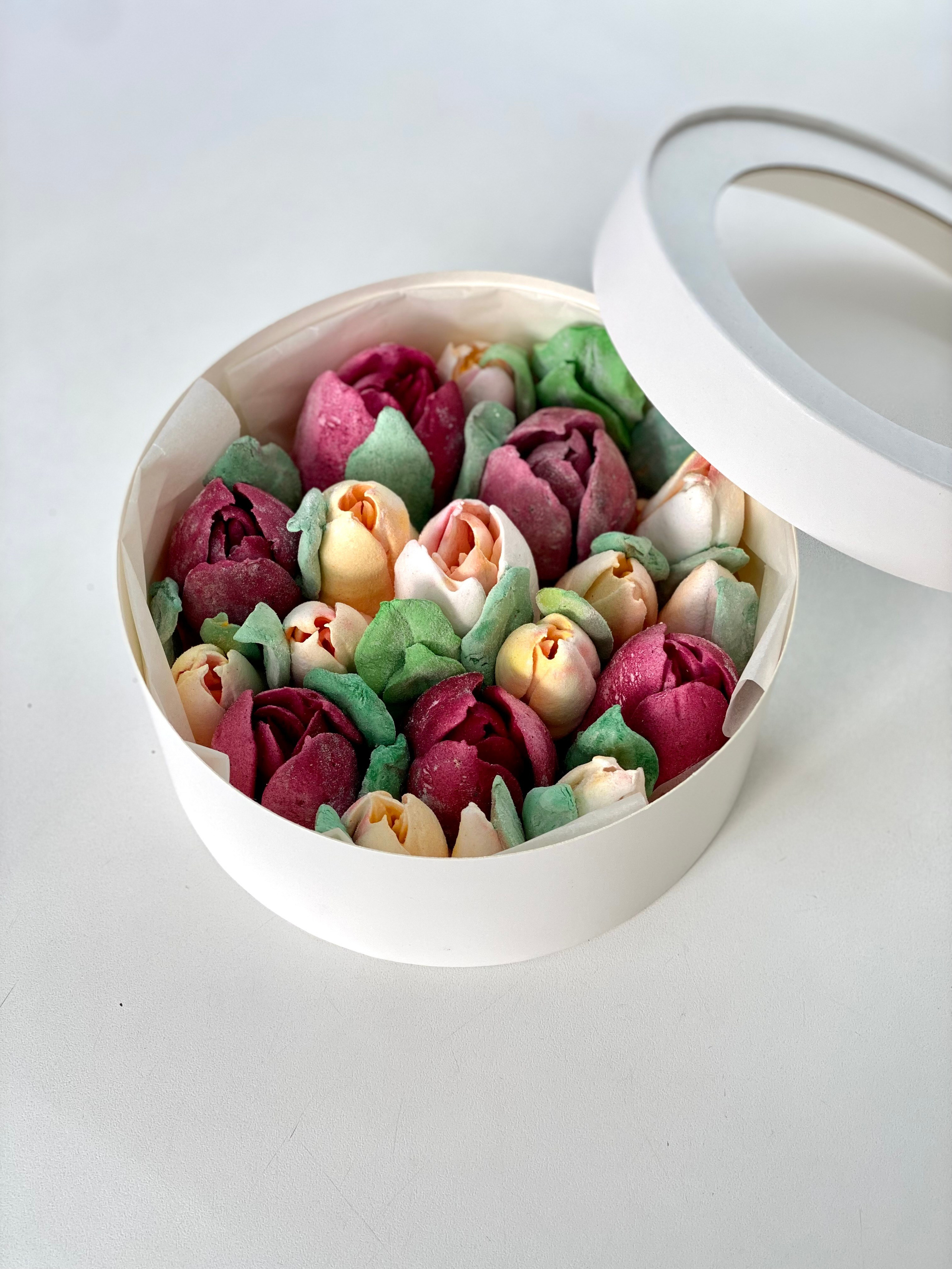 Тюльпаны из зефира в коробке. Katyasugarsugar капкейки, зефир, торты Москва