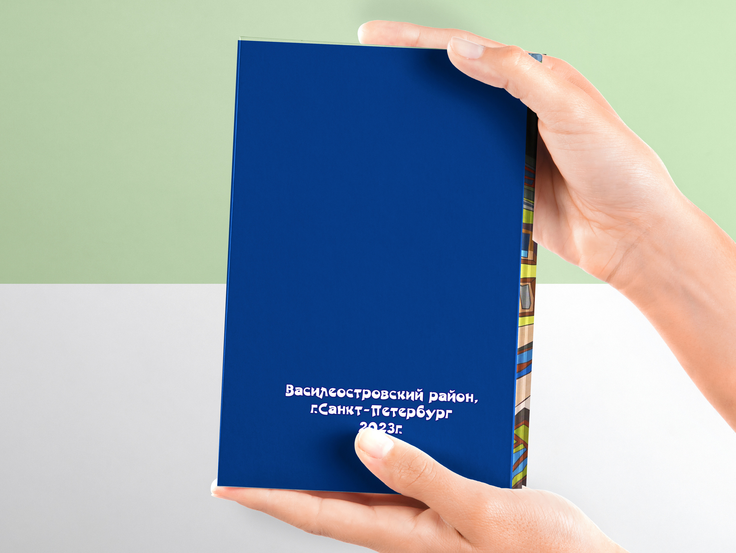 Выпускной альбом «Питер» 21×30- 5 разворотов (10 страниц), цена 4700р. Семейный и детский фотограф в Санкт-Петербурге Алексеева Анна