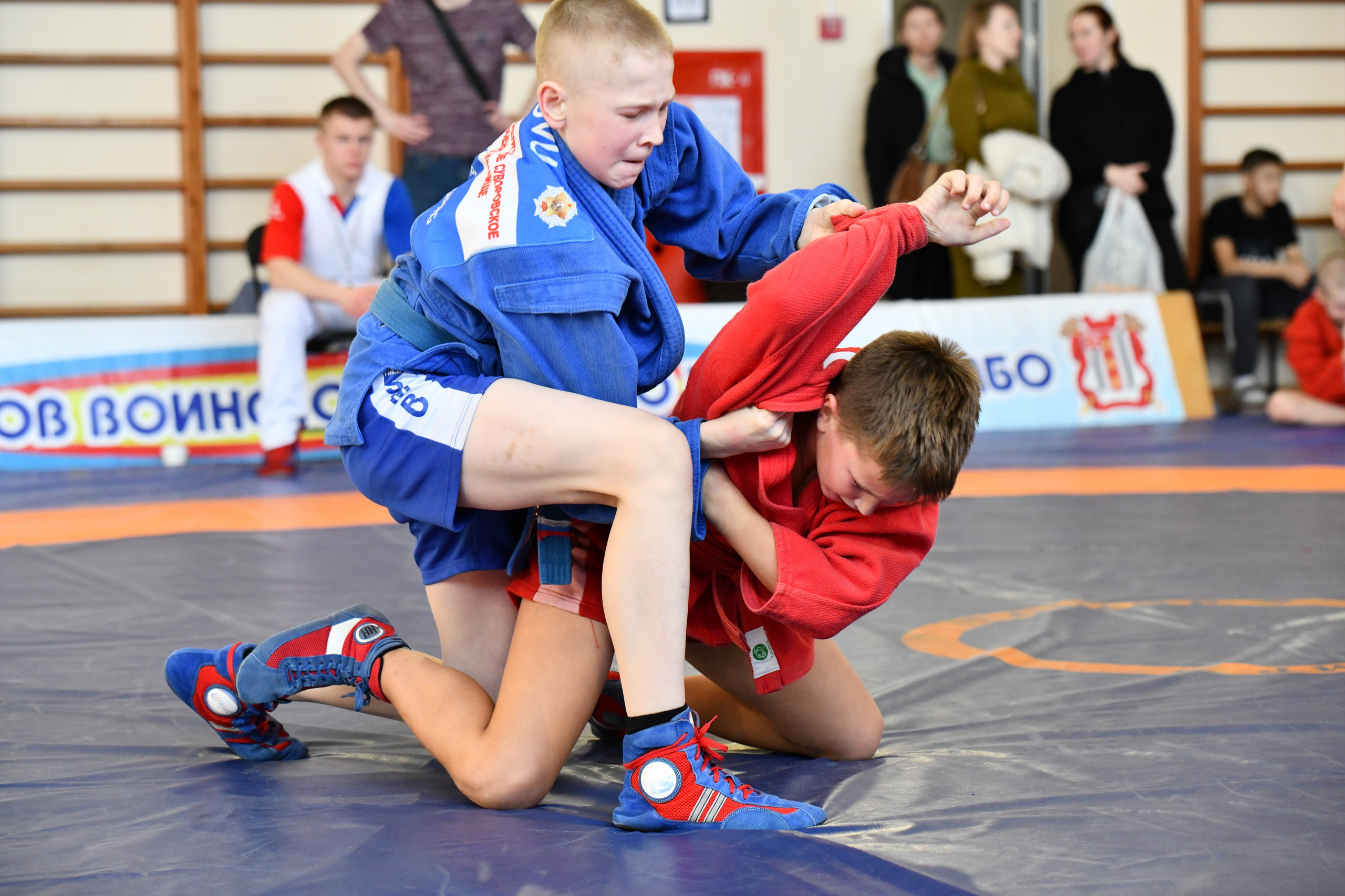 Самбо. Кубок города Воинской славы Колпино. Фото детских спортивных мероприятий и всякое интересное через объектив