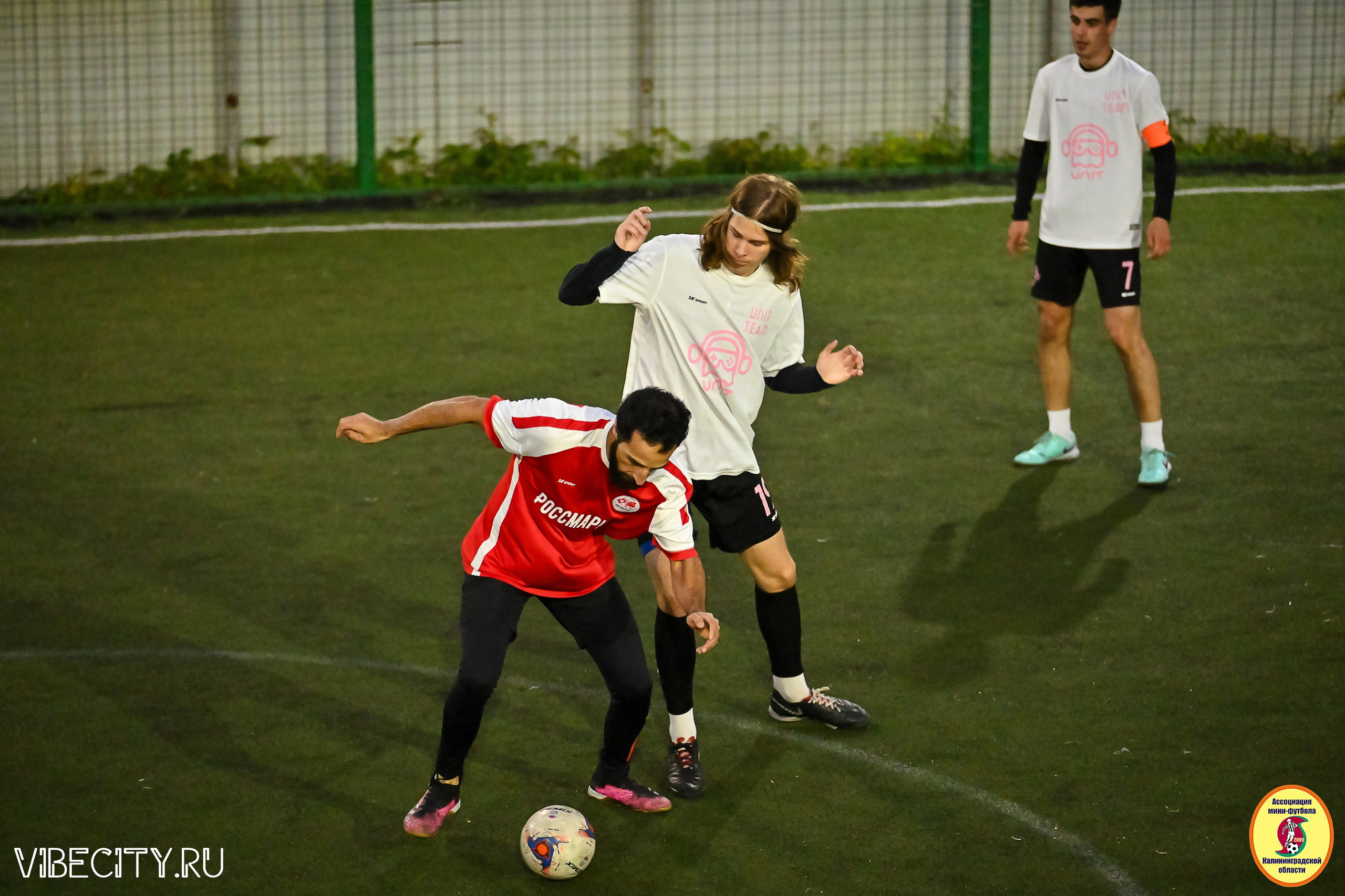 ИГРЫ МИНИ-ФУТБОЛЬНОЙ И КОРПОРАТИВНОЙ ЛИГИ. VIBECITY.RU Вайб Сити Ру Фоторепортажи Фотоотчеты Калининград