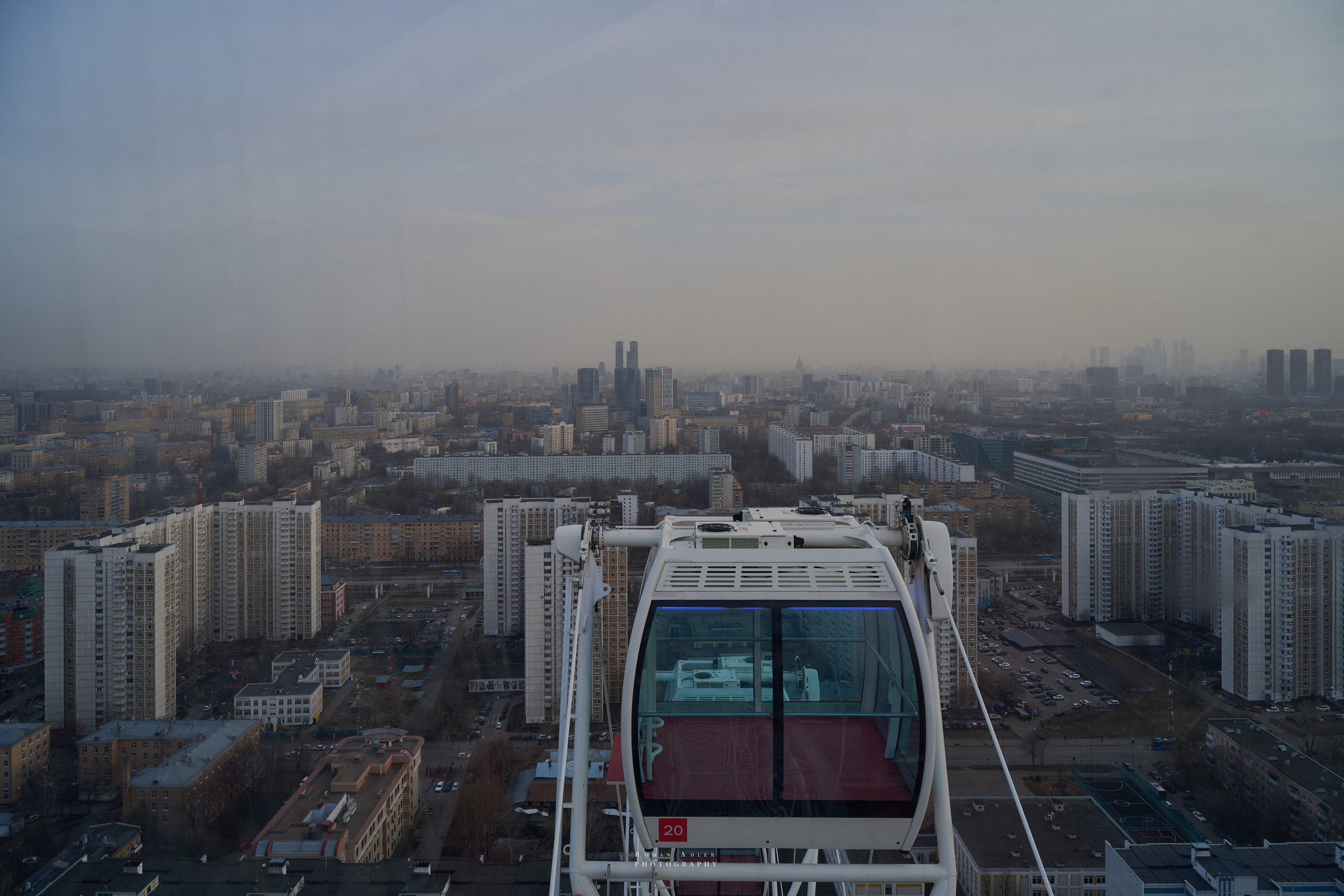 Солнце Москвы. Фотограф Роман Адлер