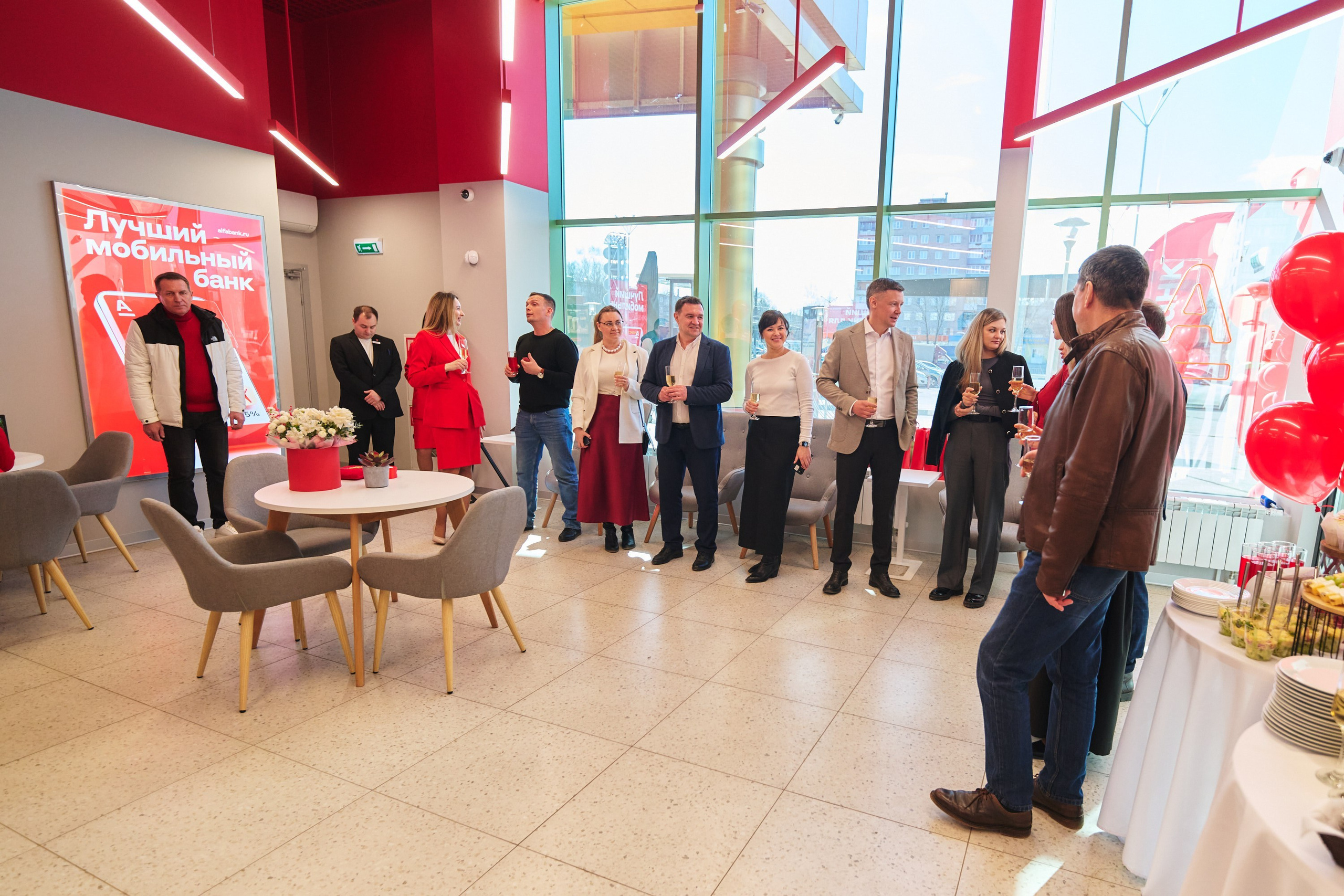 Альфа банк г. Иваново — открытие второго отделения. Фотограф в Иваново: Каталожная съемка одежды и постельного белья, Wildberries