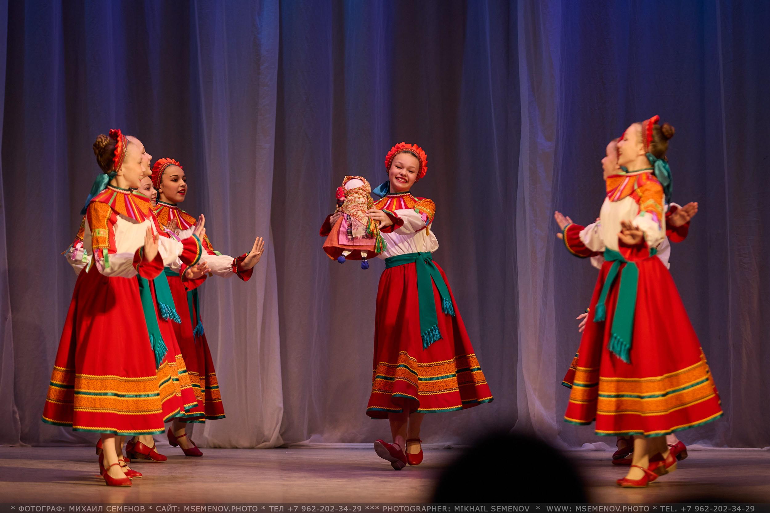 Фоторепортаж с Концерта «Волжанка» и «Задоринка»