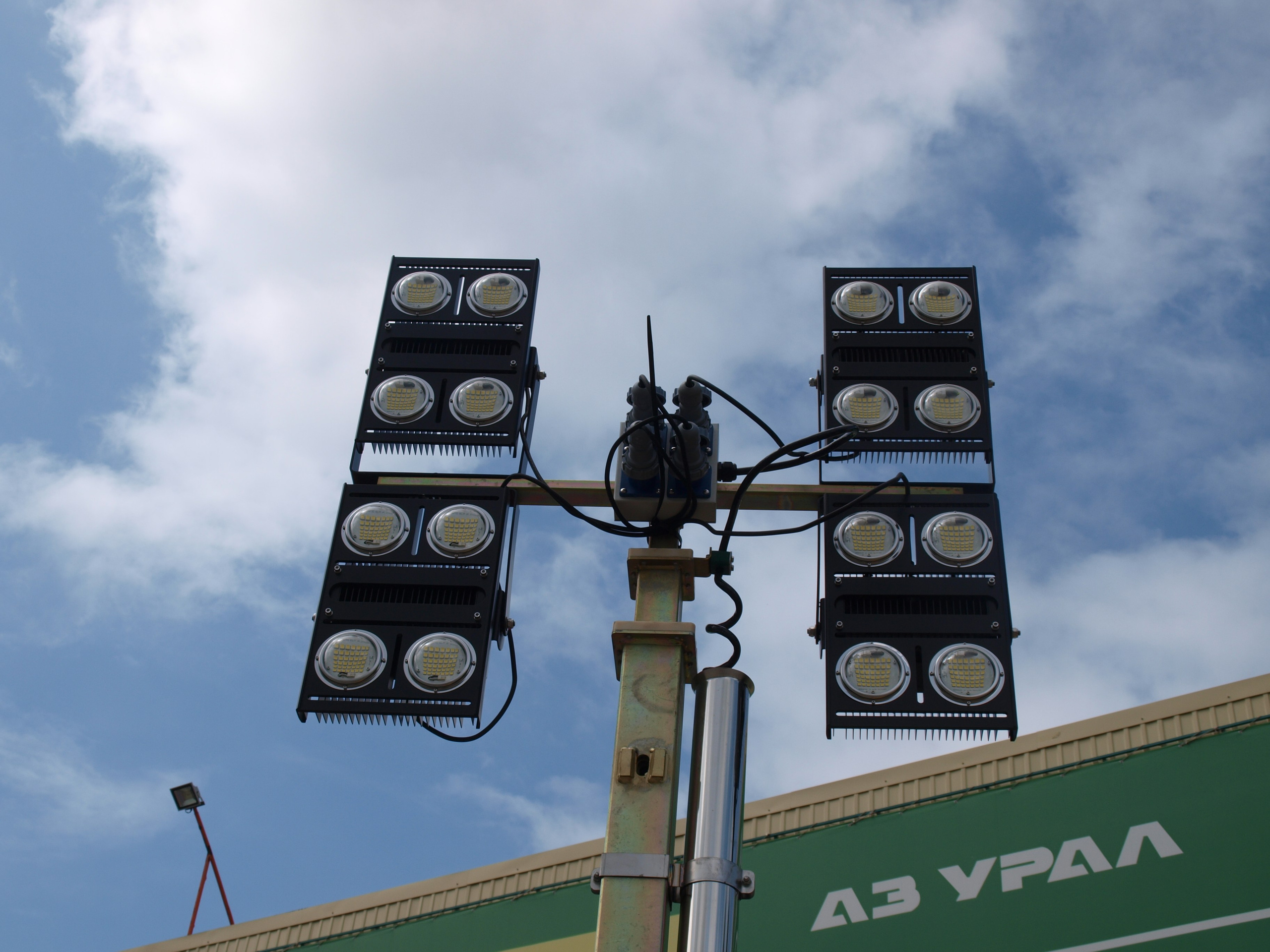 Каталог осветительная мачта. Продажа и обслуживание грузовой техники и спецтехники в г. Новосибирск компания СТИ