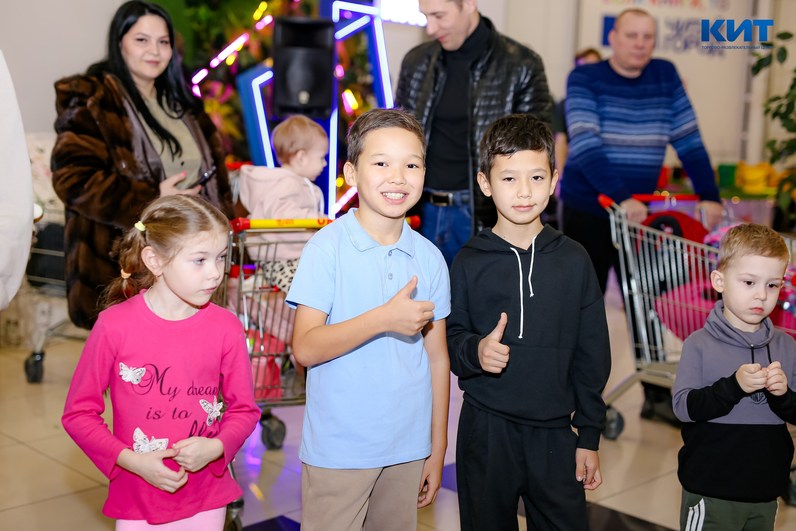 04.01 Утренник в Тц Кит. Команда специалистов в мире фотографии и видео. Детский фотограф, семейный фотограф