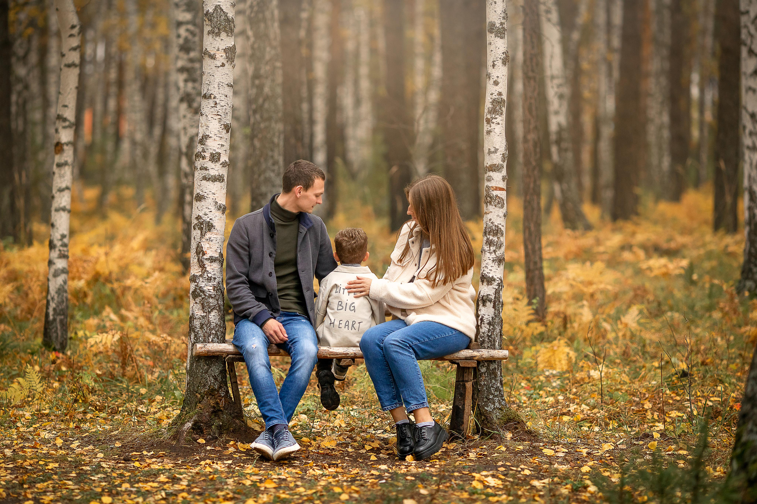 В осеннем лесу. Детский и семейный фотограф в Красноярске Елена Коровкина