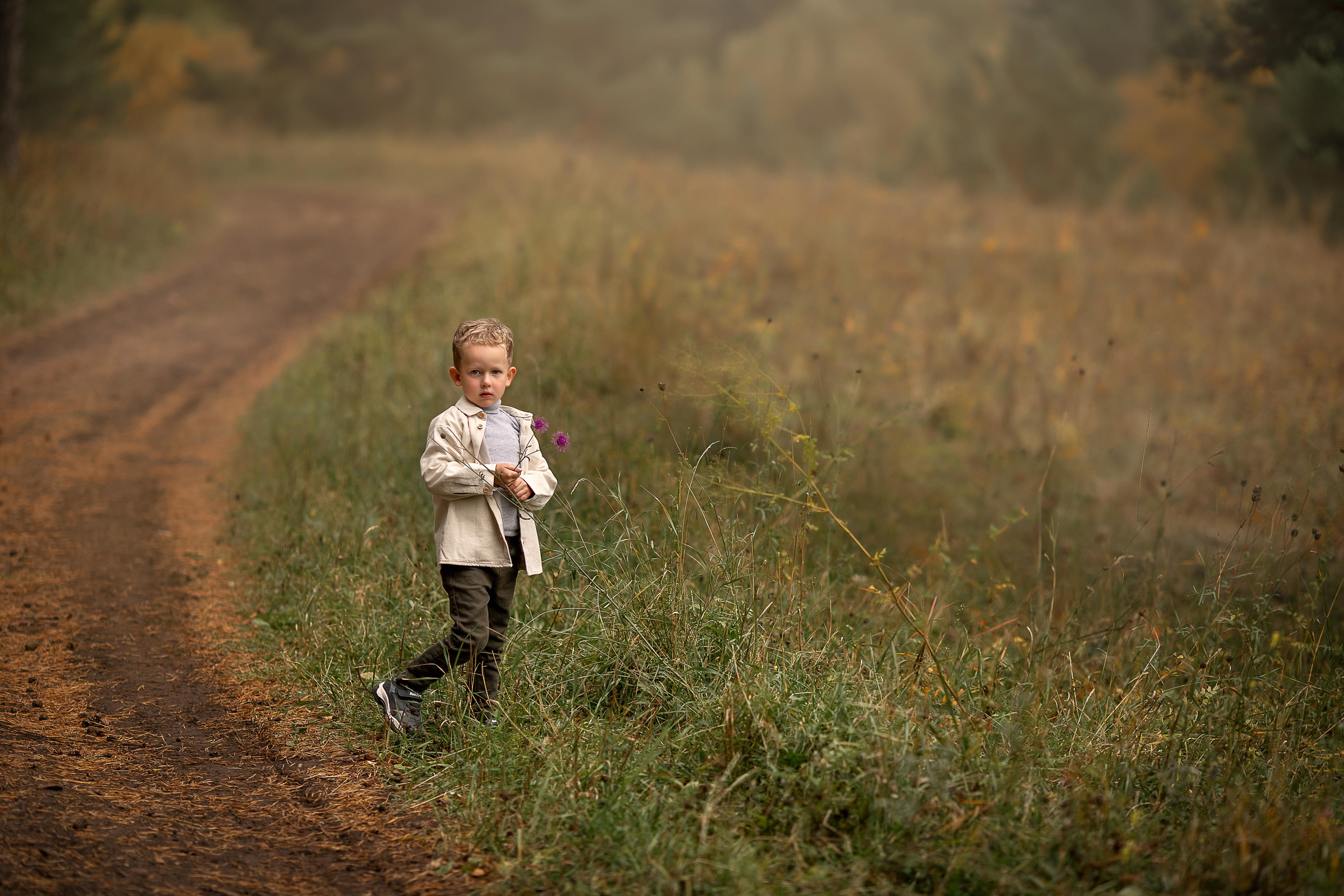 В осеннем лесу. Детский и семейный фотограф в Красноярске Елена Коровкина
