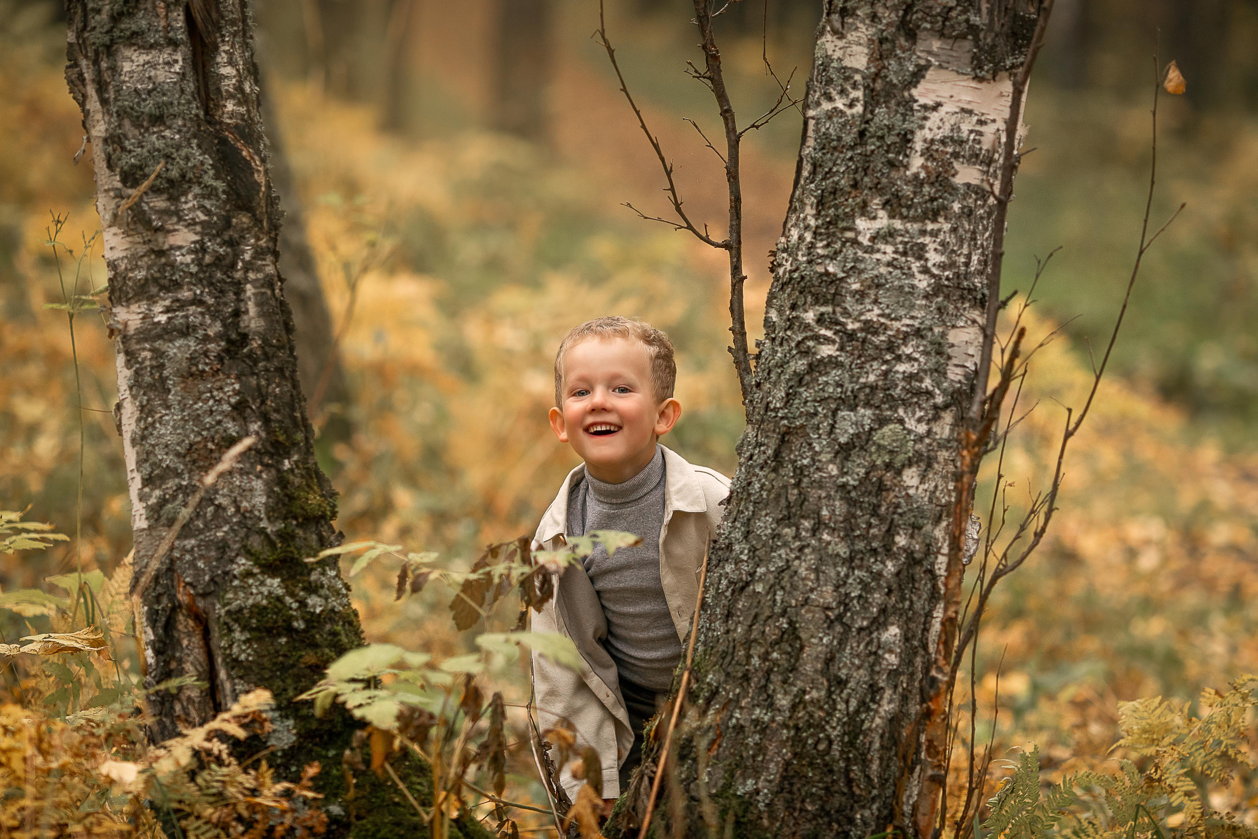 В осеннем лесу. Детский и семейный фотограф в Красноярске Елена Коровкина
