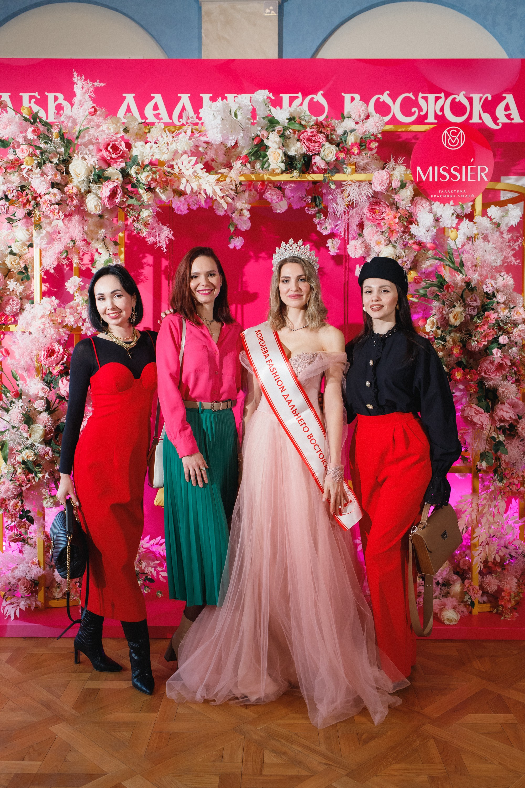 КОРОЛЕВА ДВ 2024 (ФИНАЛ. ЧАСТЬ II). СВОИ. ФОТООТЧЕТЫ-СОБЫТИЯ-МЕСТА