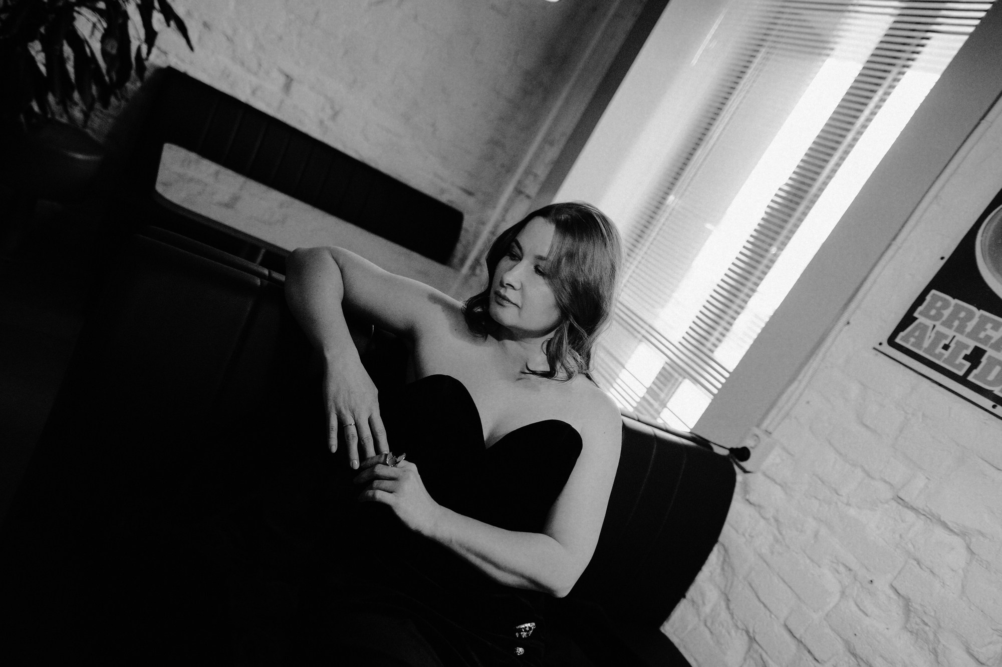 Фотопроект Женя, женский портрет в Тюмени. Портретный фотограф Тюмень Дарья Мустафина