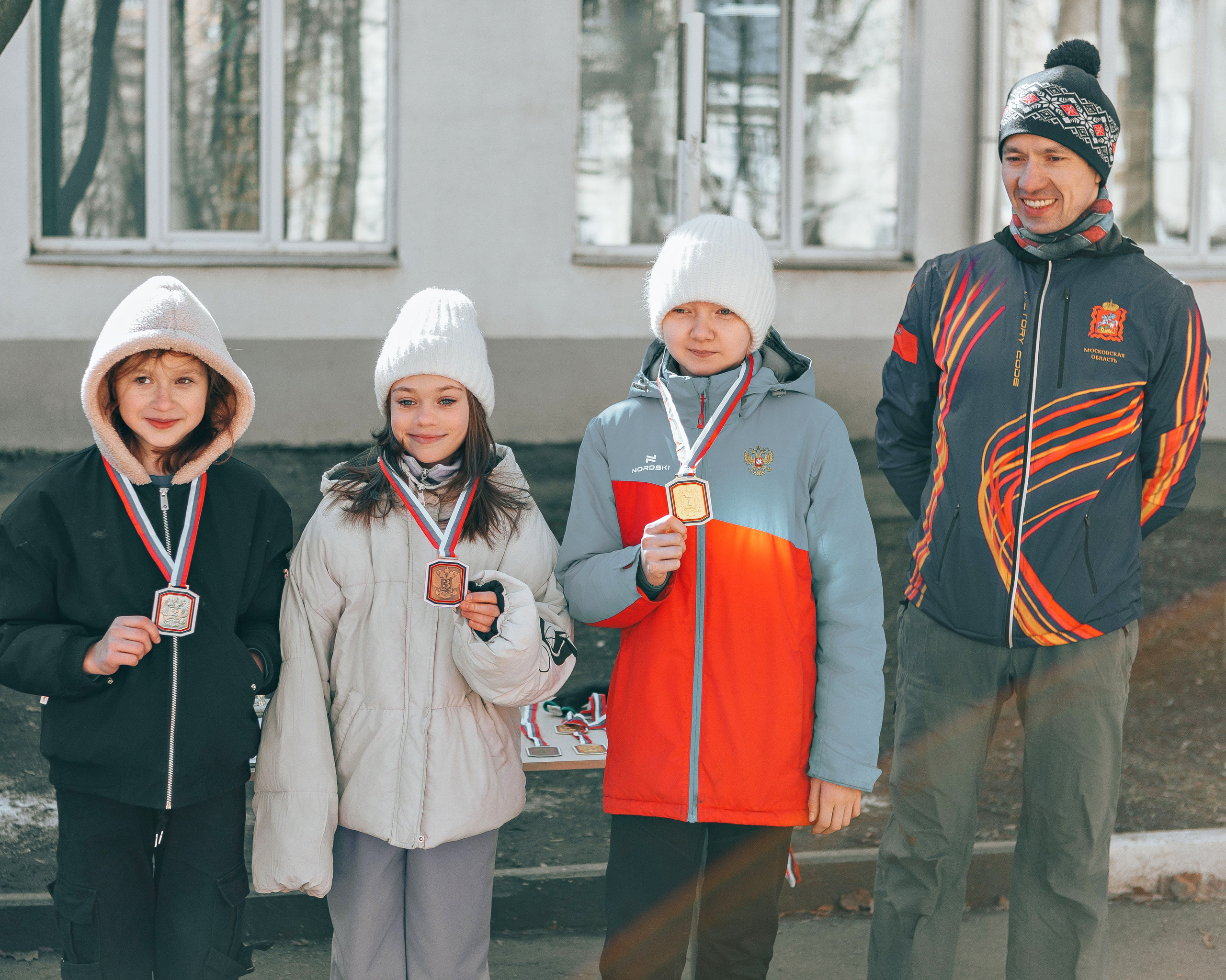 Первенство по спортивному туризму на пешеходных дистанциях. Выпускные альбомы и школьный фотограф в Подольске, Троицке, Щербинке, Москве и Московской области