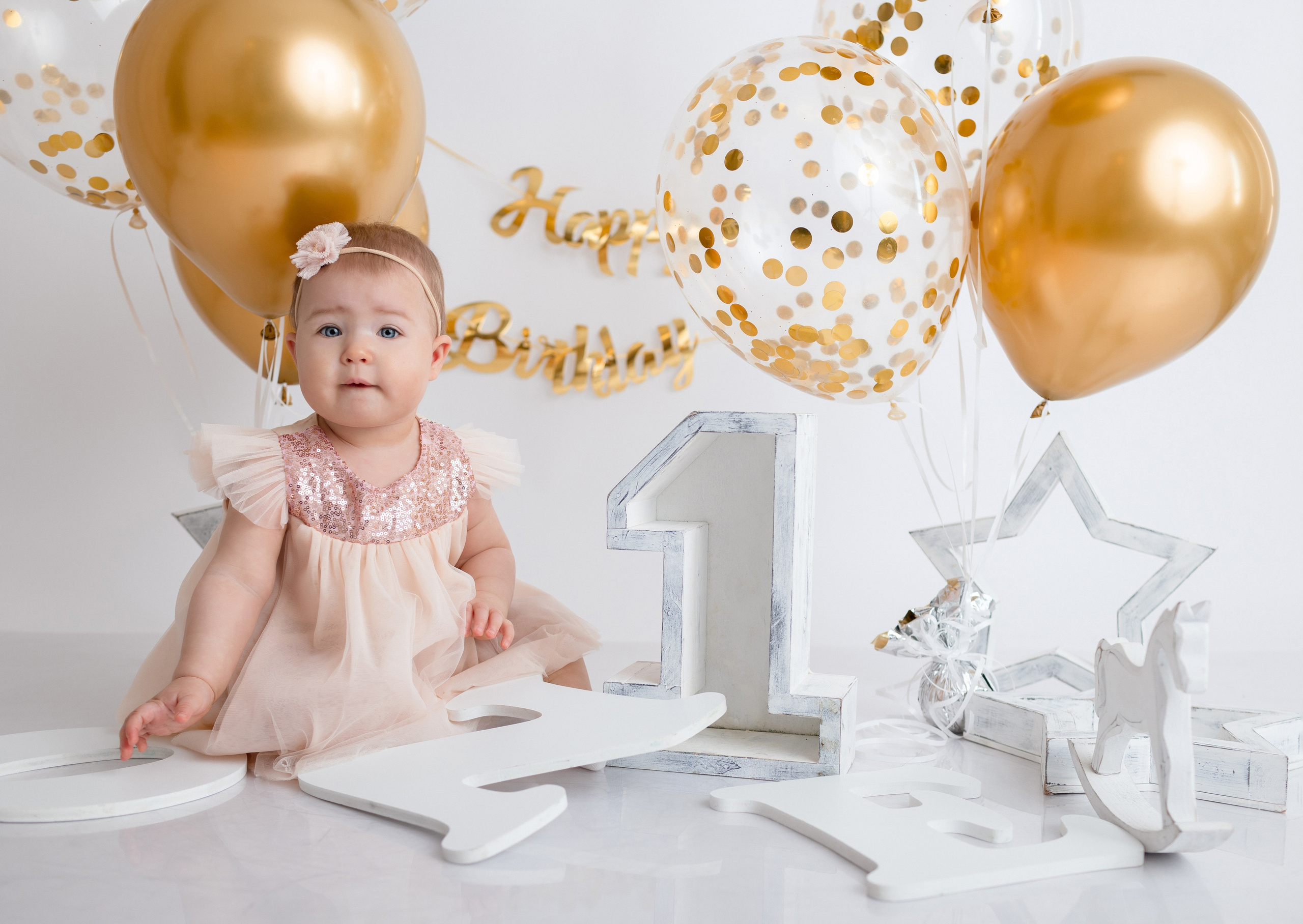 Фотосессия малышей до 1 года (3-6 мес, 6-9 мес, с 9-12 мес). Фотостудия для новорожденных и малышей в Твери — «На ручках»