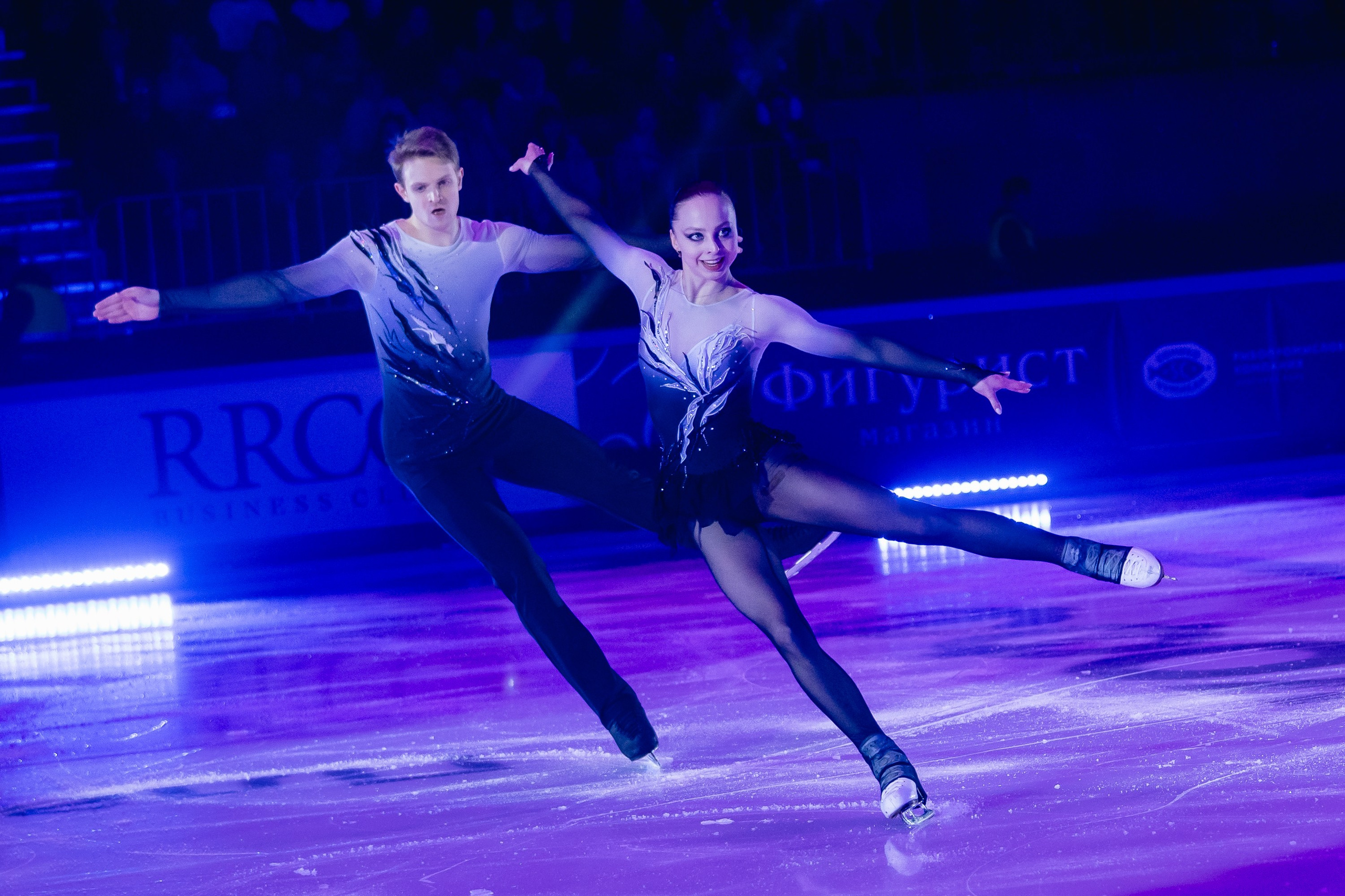 Шоу «Чемпионы на льду» в Новосибирске. Воробьева Ксения — Спортивный и танцевальный фотограф Новосибирск