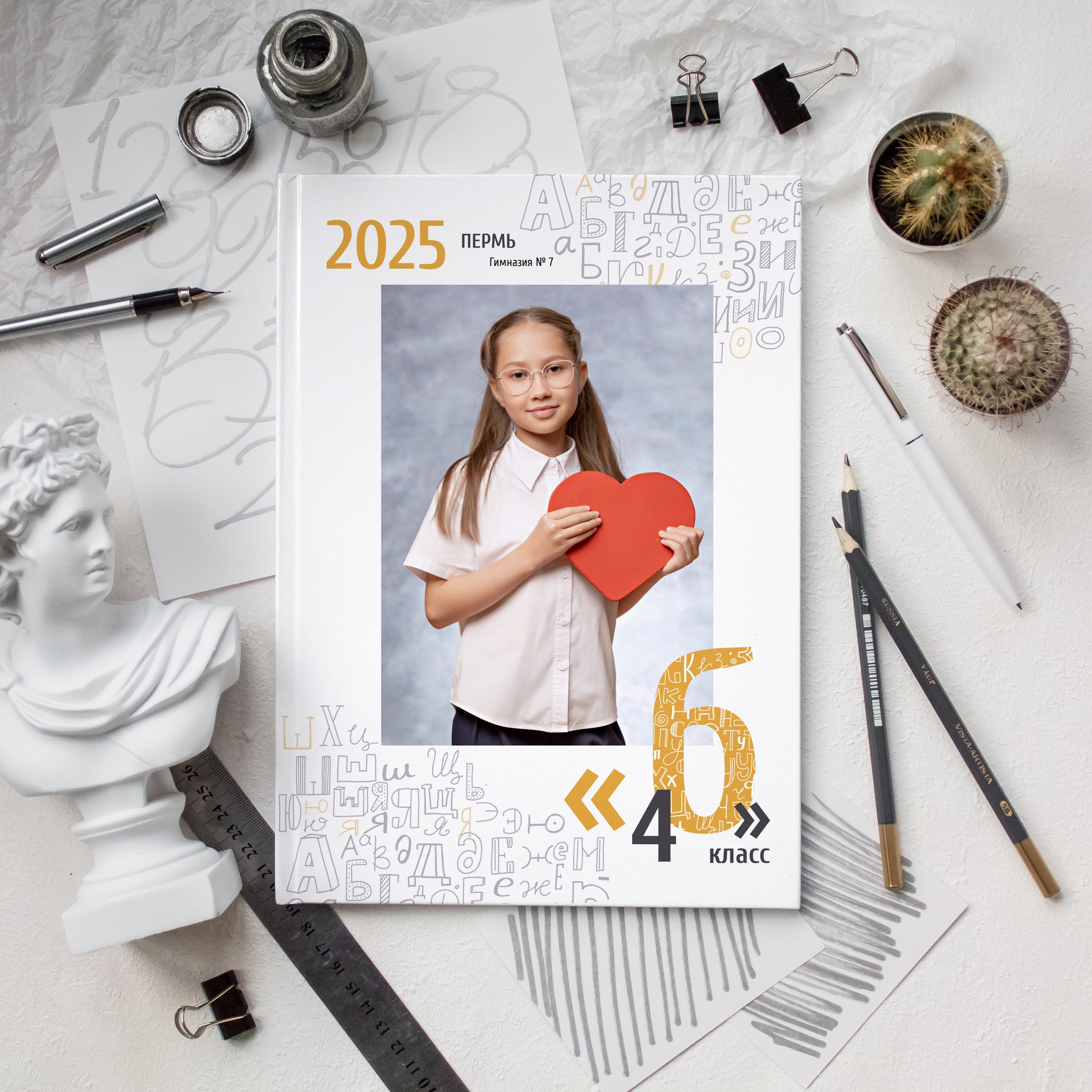 Буквы 23×30 от 1400 руб. Книга 16 страниц 2700 руб. Семейный и детский фотограф в Перми Ася Леонтьева